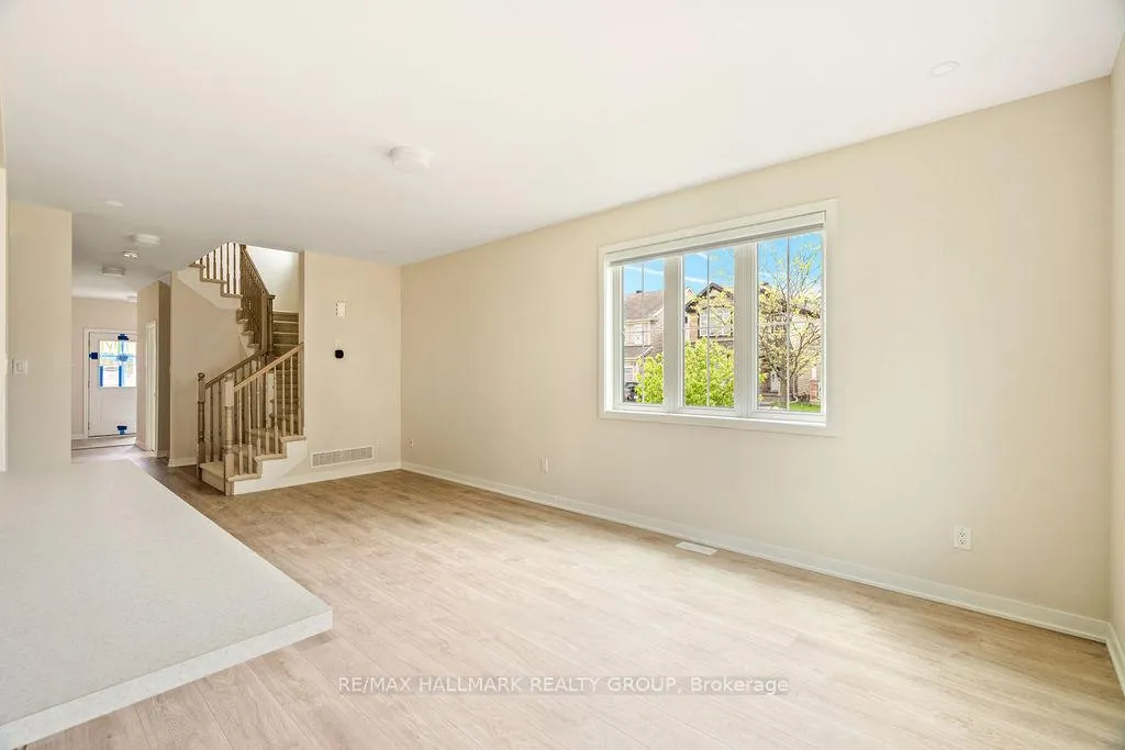 Photo 11 of 531 Brigatine Avenue, Ottawa, Stittsville (North) — HOMEH
