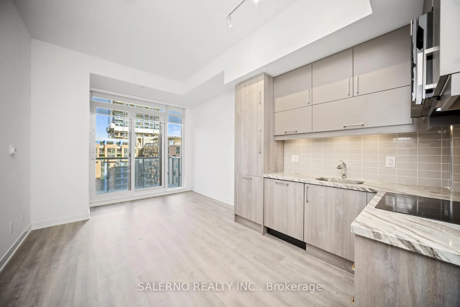 Photo 8 of Unit 1001, 8119 Birchmount Road, Markham, Unionville — HOMEH
