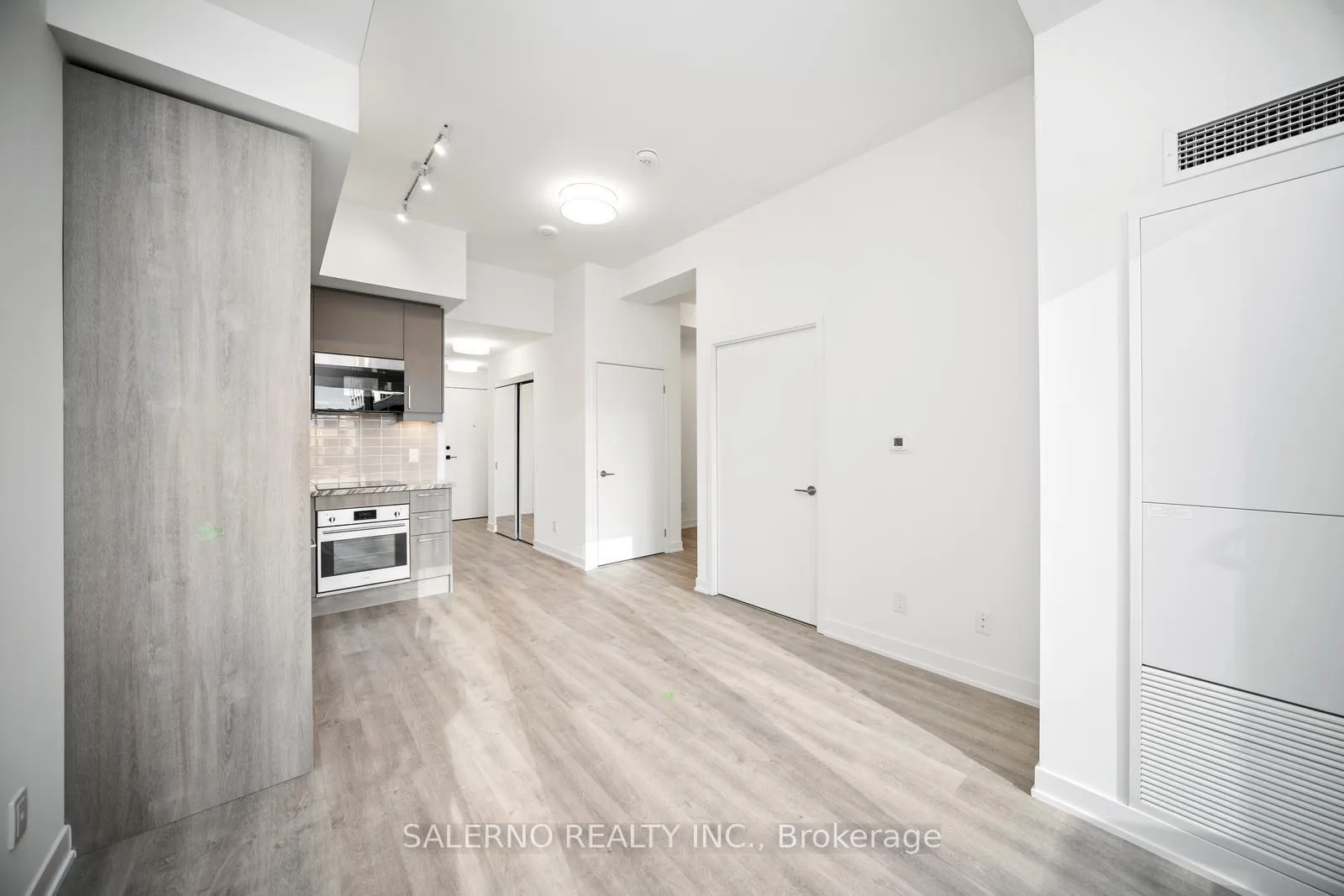 Photo 15 of Unit 1001, 8119 Birchmount Road, Markham, Unionville — HOMEH
