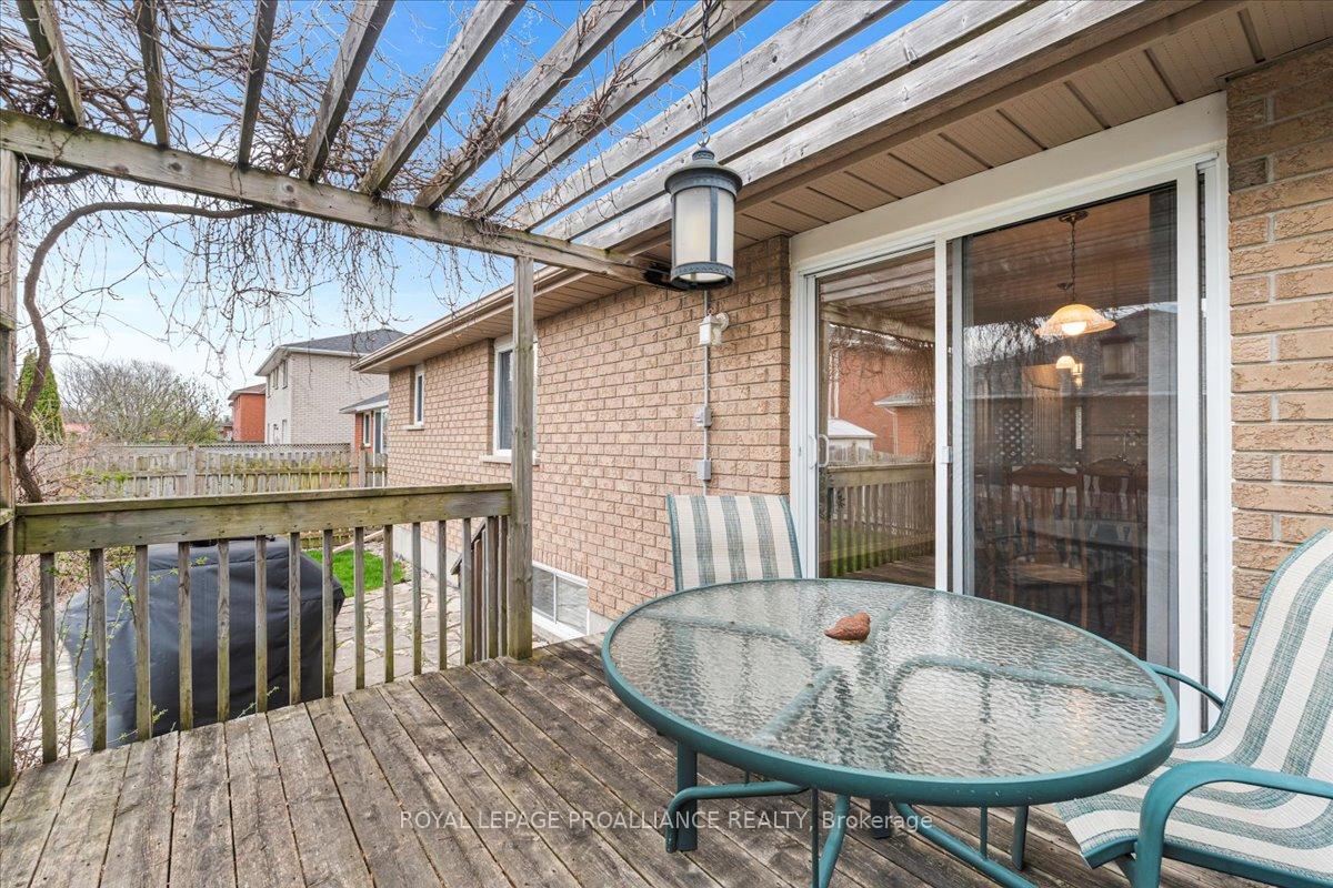 Photo 35 of 15 Huron Lane, Belleville, Belleville Ward — HOMEH