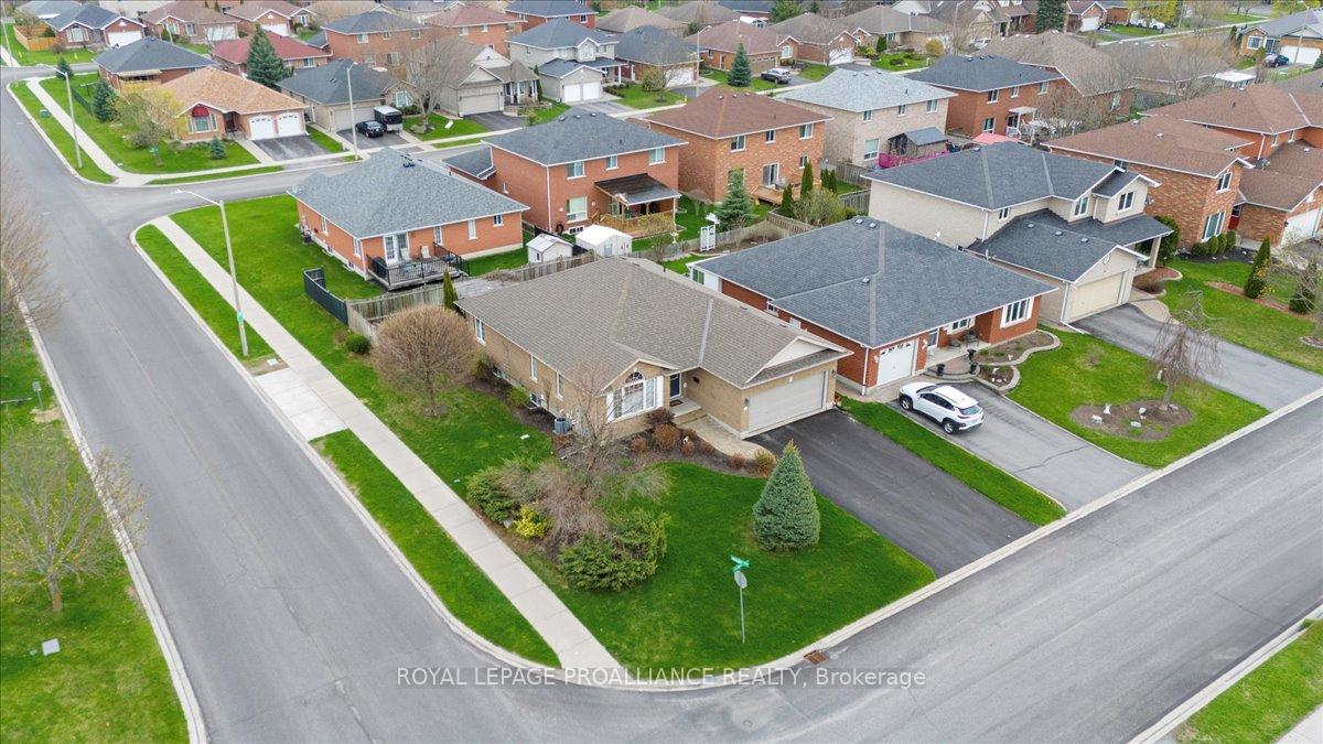 Photo 36 of 15 Huron Lane, Belleville, Belleville Ward — HOMEH