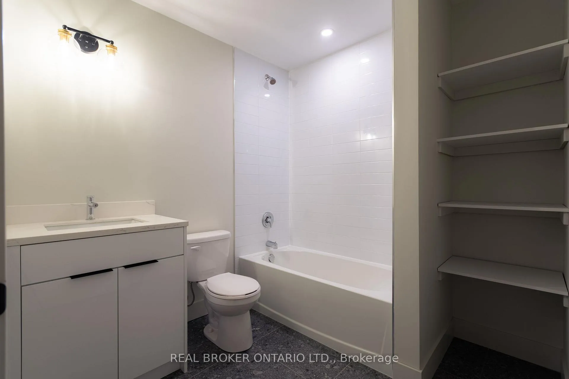 Photo 6 of Unit 306, 24 Augusta Street, Hamilton, Corktown — HOMEH