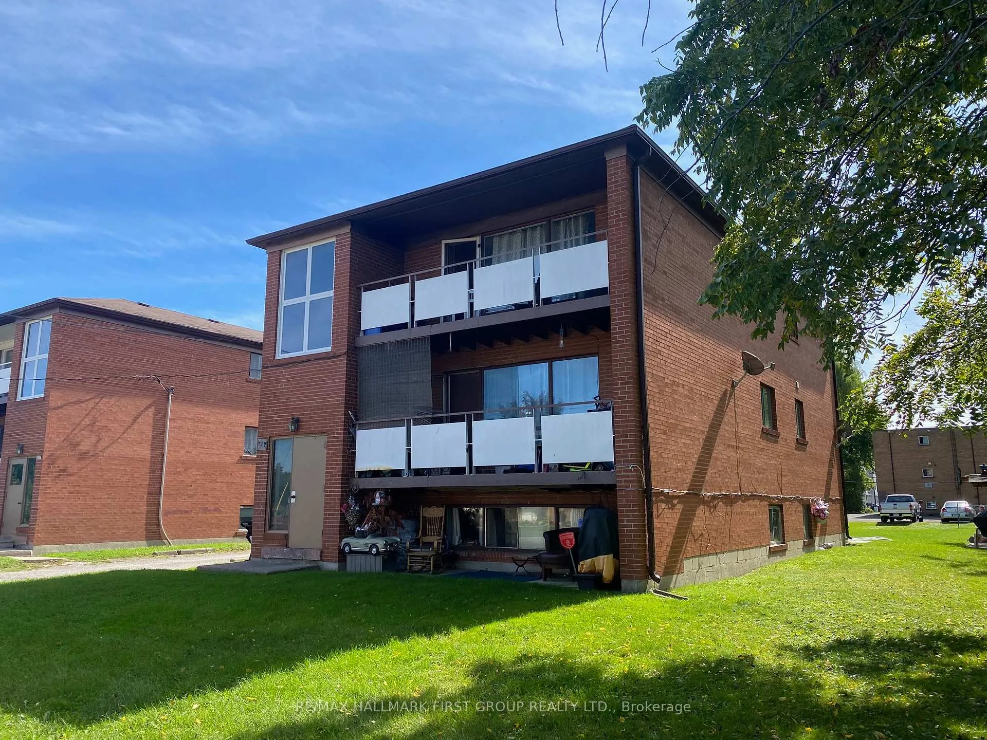 Photo 1 of 129 Cedar Street, Whitby, Downtown Whitby — HOMEH