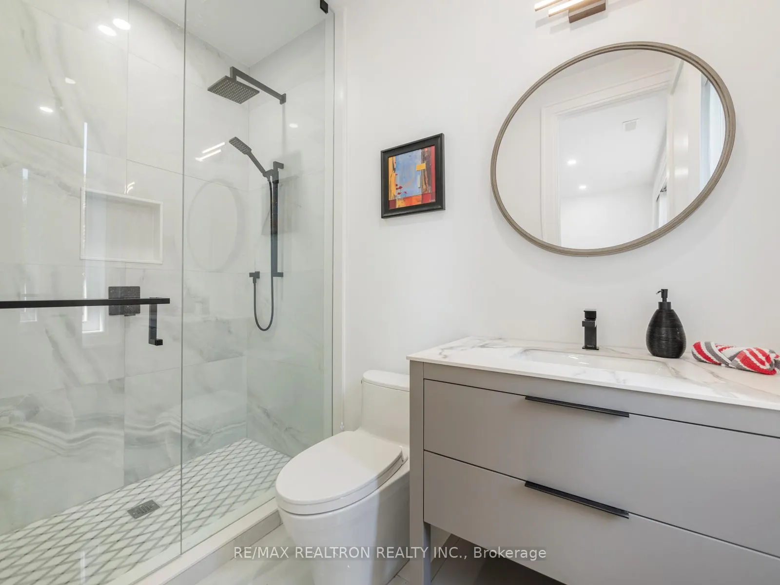 Photo 34 of 91 Brucewood Crescent, Toronto, Englemount-Lawrence — HOMEH
