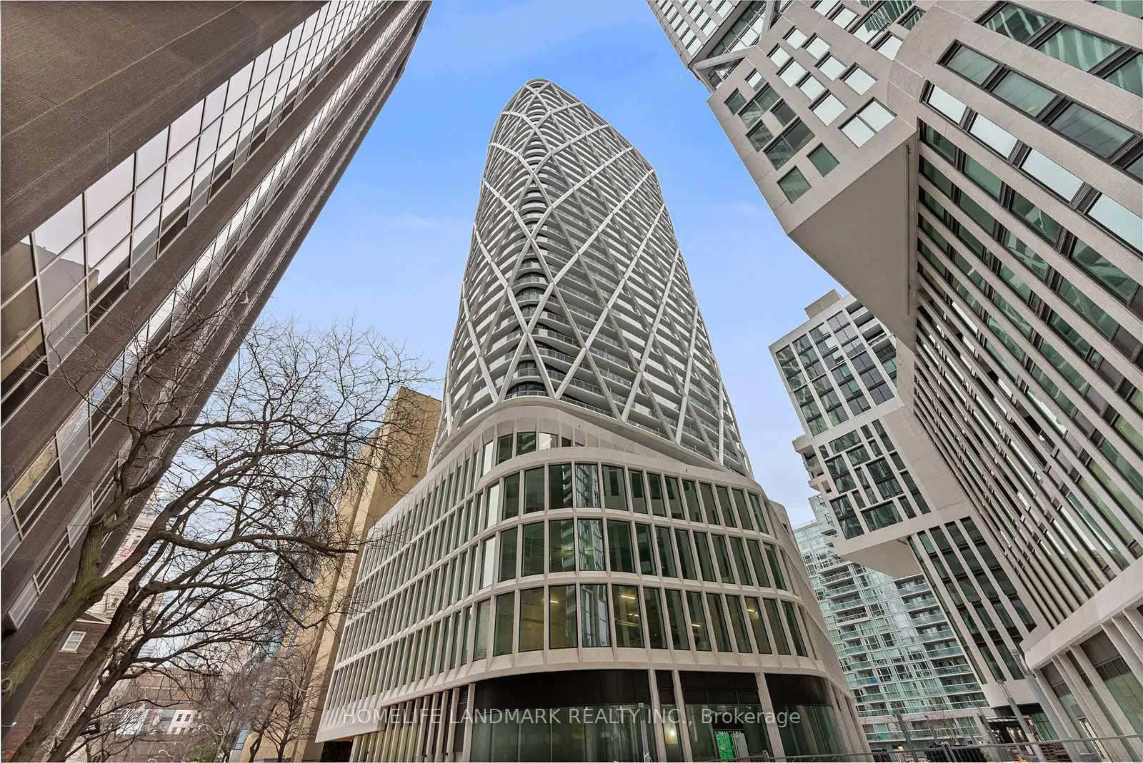 Front of Unit 1129, 230 Simcoe Street