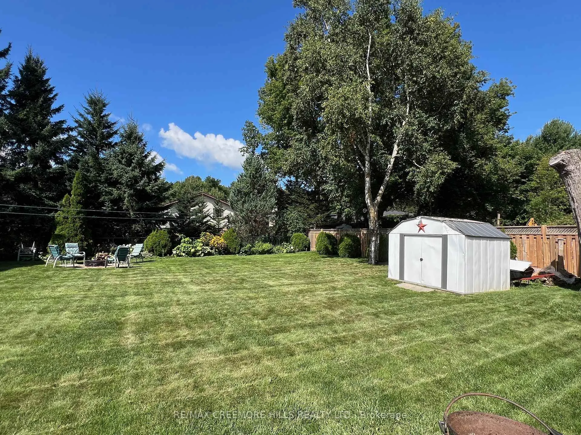 Photo 4 of 3 Jardine Crescent, Clearview, Creemore — HOMEH