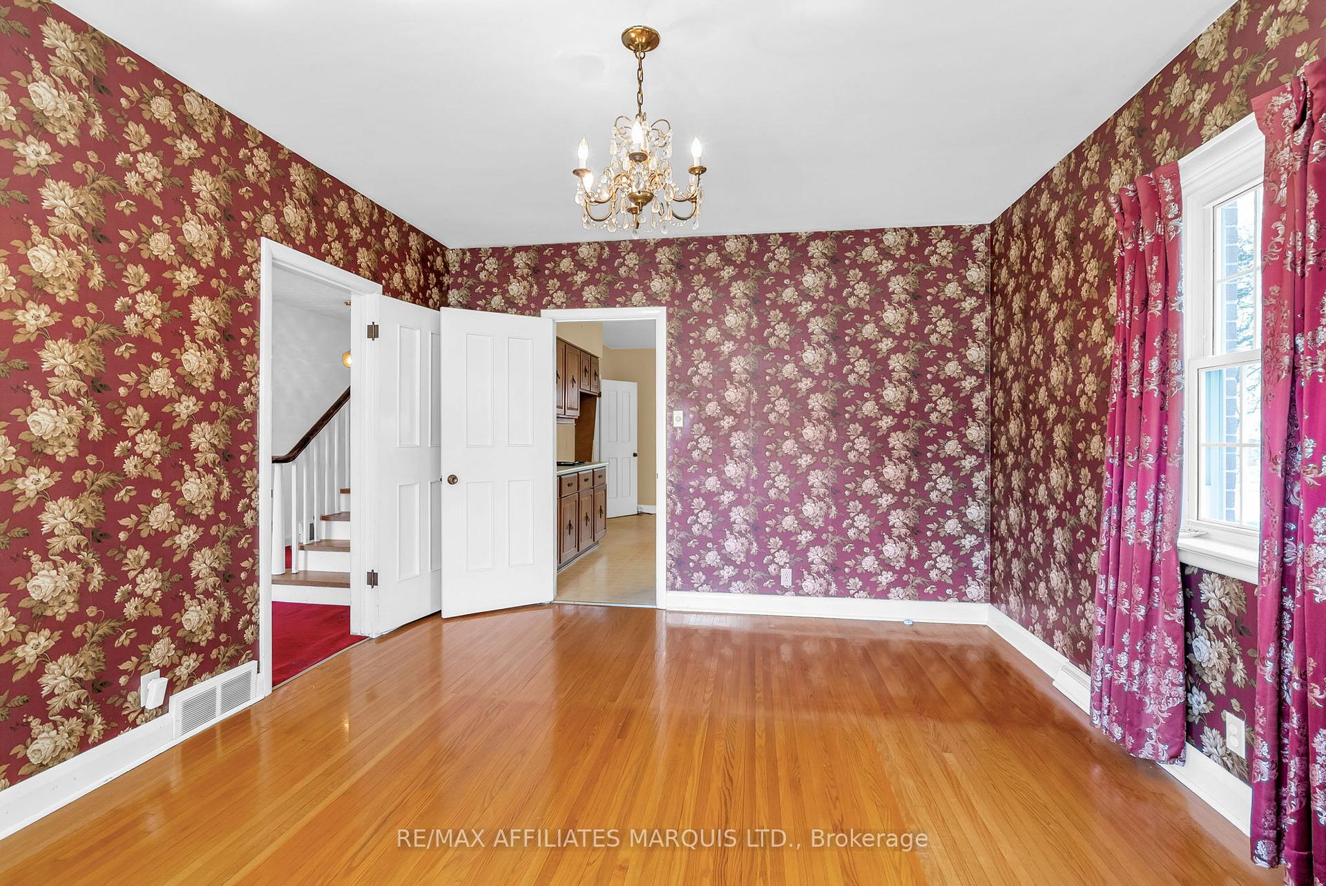 Photo 9 of 1403 Jane Street, Cornwall — HOMEH