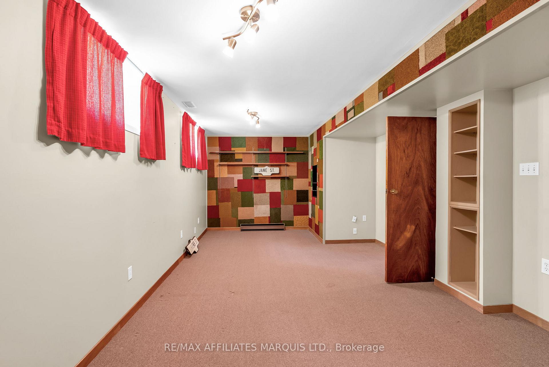 Photo 34 of 1403 Jane Street, Cornwall — HOMEH