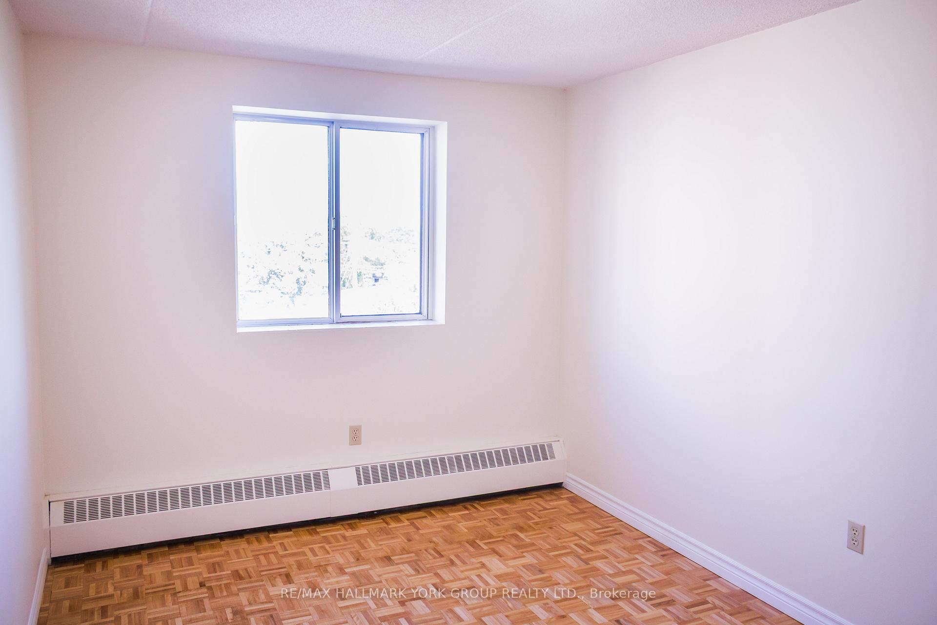 Photo 3 of Unit 501, 262 Rose Street, Barrie, Wellington — HOMEH