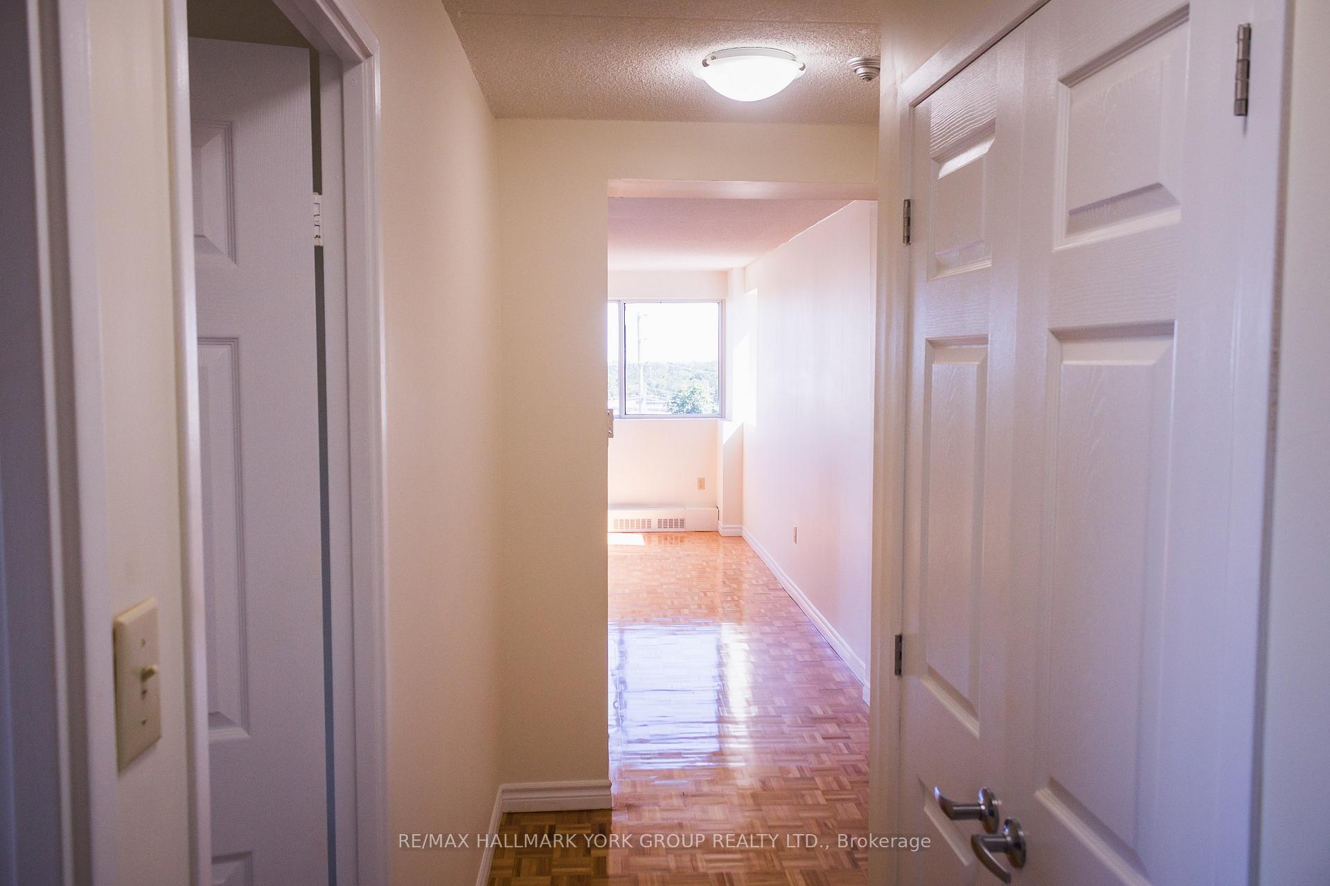 Photo 7 of Unit 501, 262 Rose Street, Barrie, Wellington — HOMEH