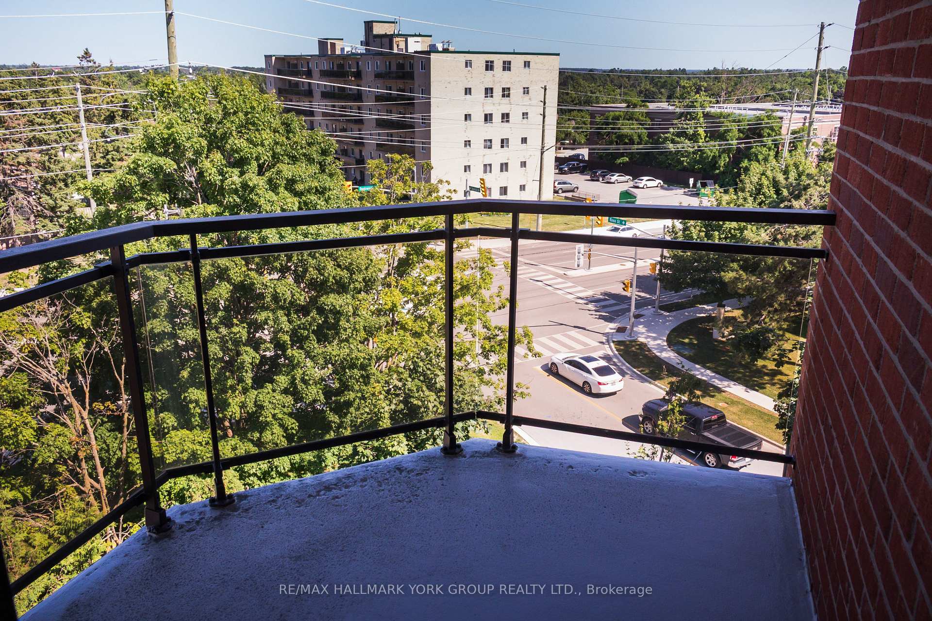 Photo 9 of Unit 501, 262 Rose Street, Barrie, Wellington — HOMEH