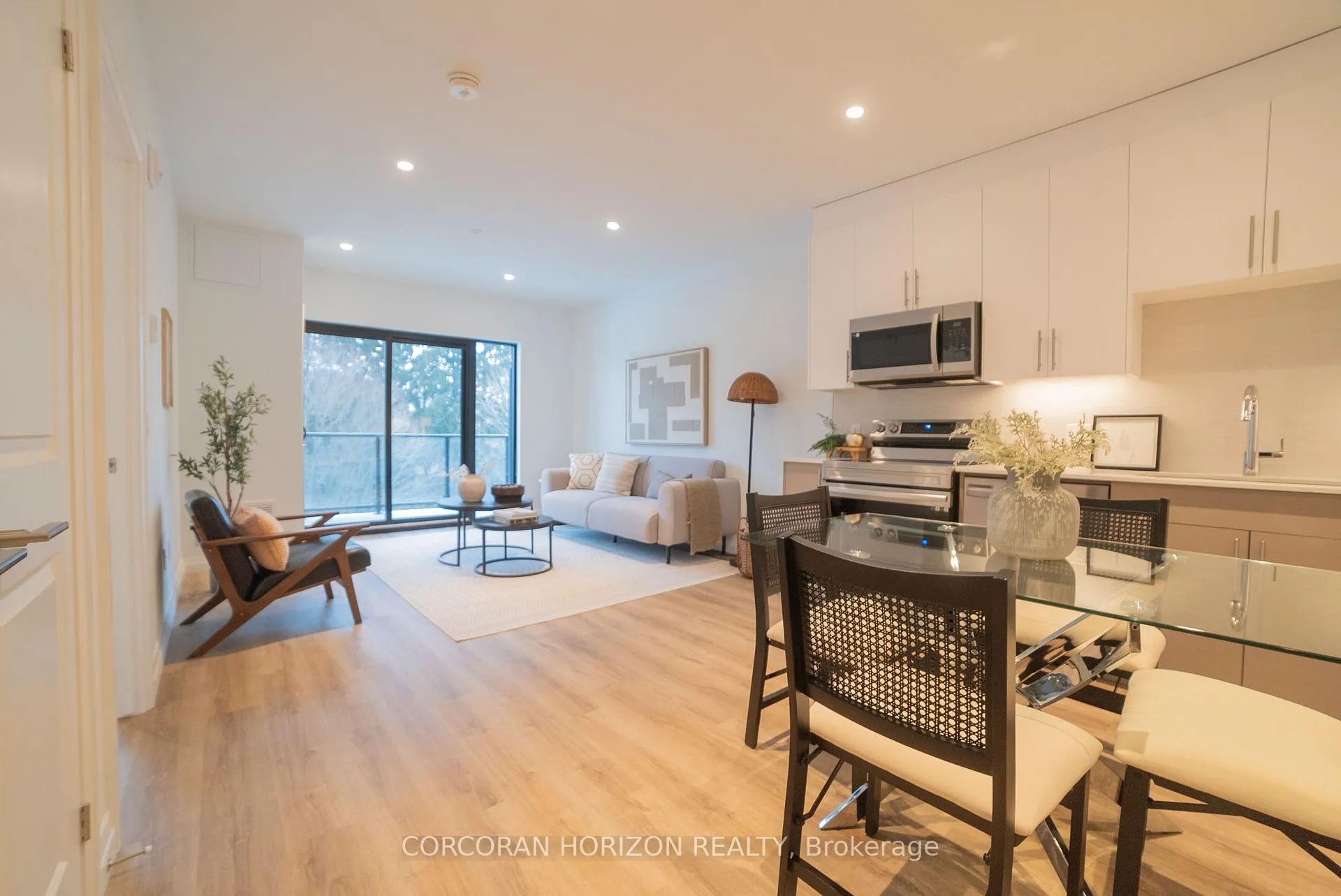 Photo 2 of Unit 423, 525 New Dundee Road, Kitchener — HOMEH