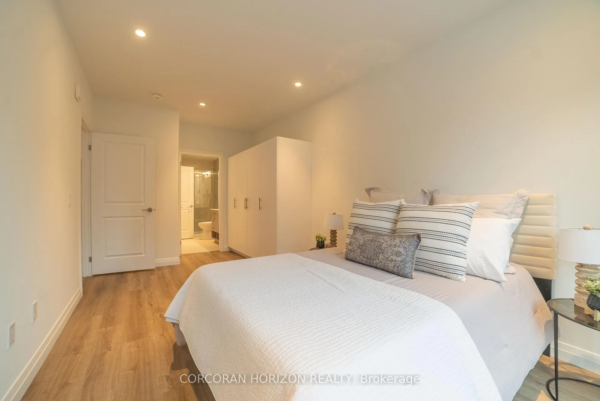 Photo 7 of Unit 423, 525 New Dundee Road, Kitchener — HOMEH