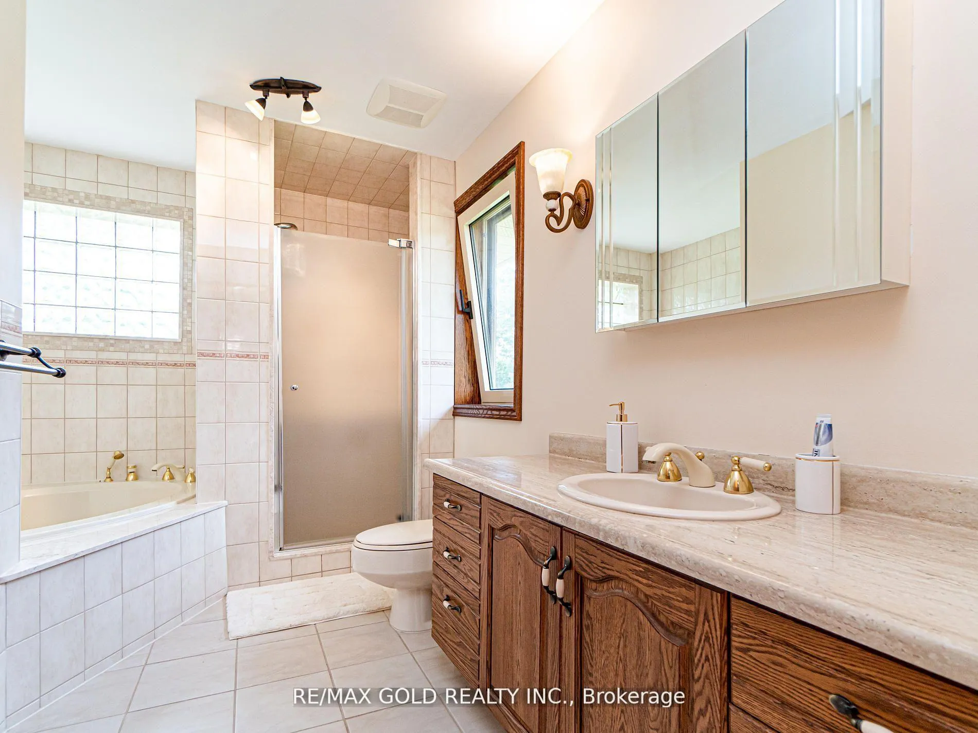Photo 13 of 14836 Duffy's Lane, Caledon, Rural Caledon — HOMEH