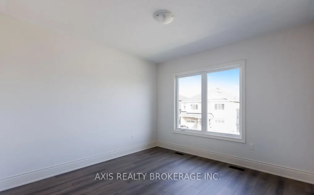 Photo 12 of 48 Gardenbrook Trail, Hamilton, Waterdown — HOMEH