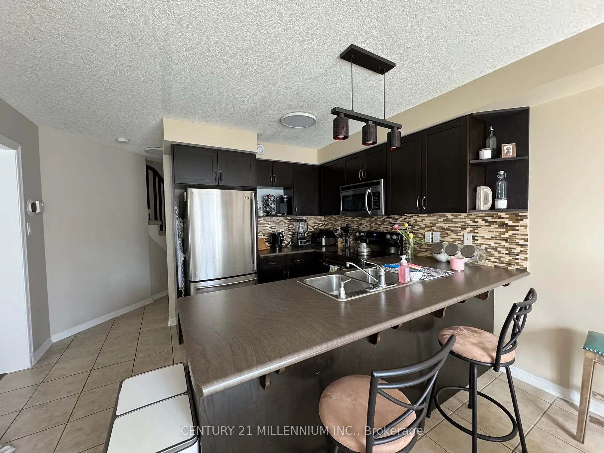 Photo 3 of 117 Silk Drive, Shelburne — HOMEH