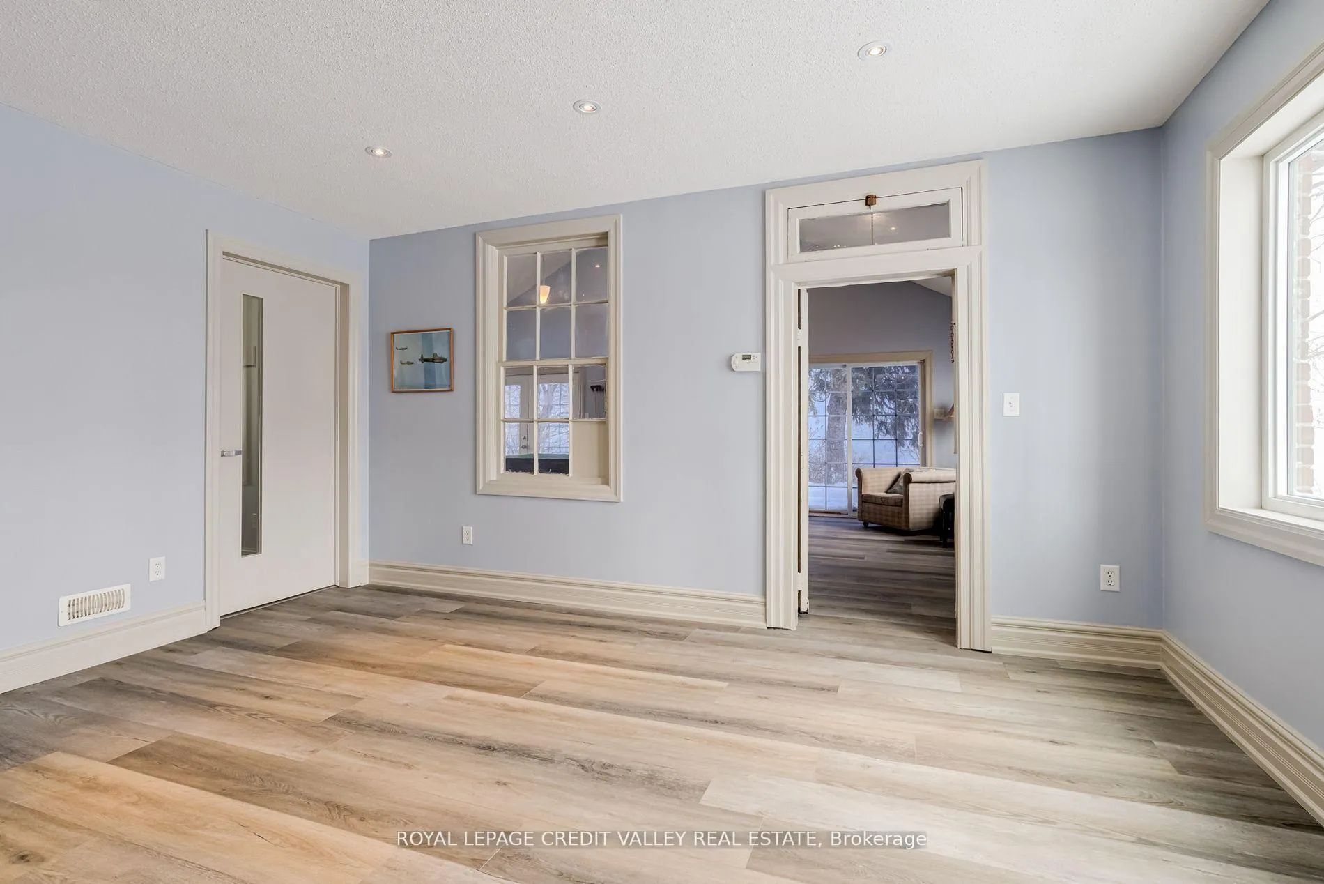 Photo 12 of 131 Ridge Road, Hamilton, Rural Stoney Creek — HOMEH