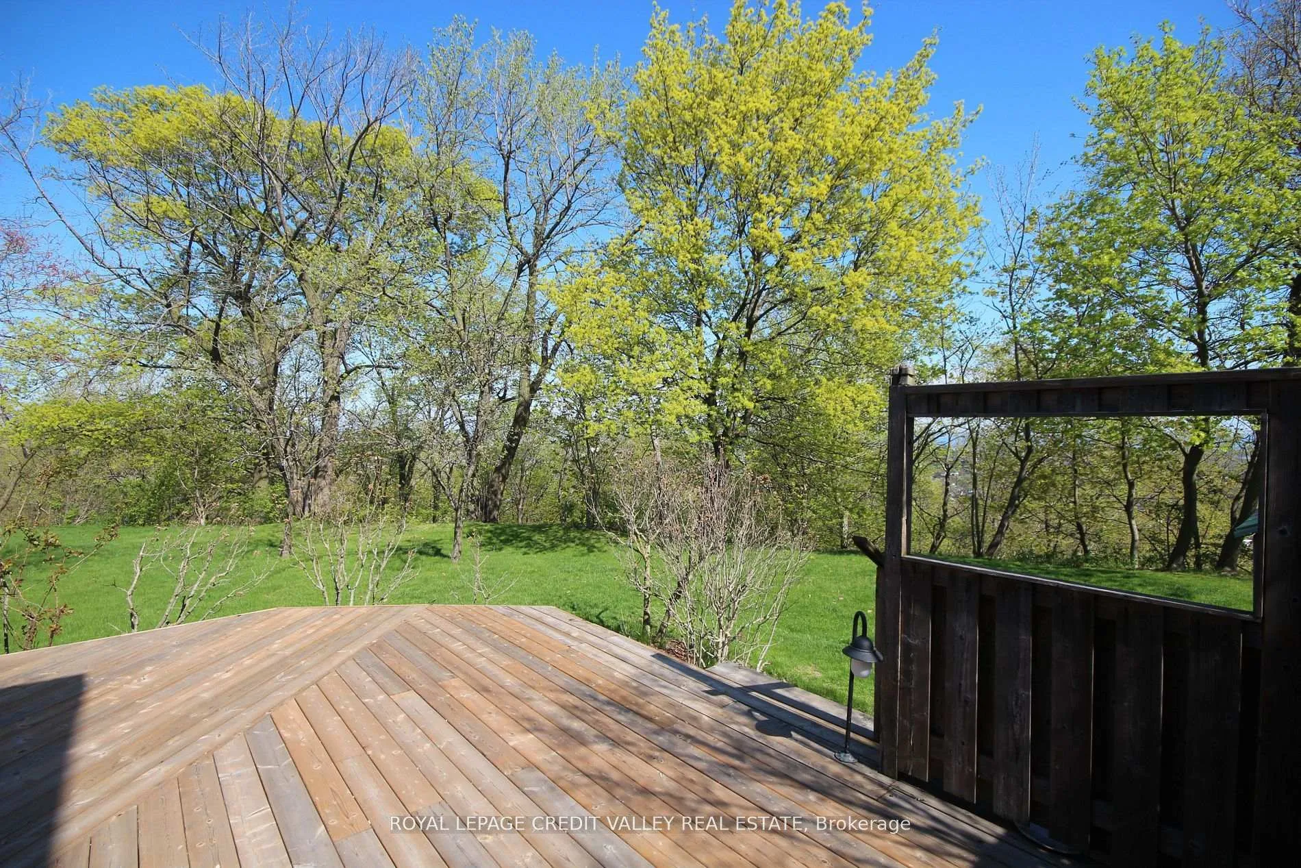Photo 32 of 131 Ridge Road, Hamilton, Rural Stoney Creek — HOMEH