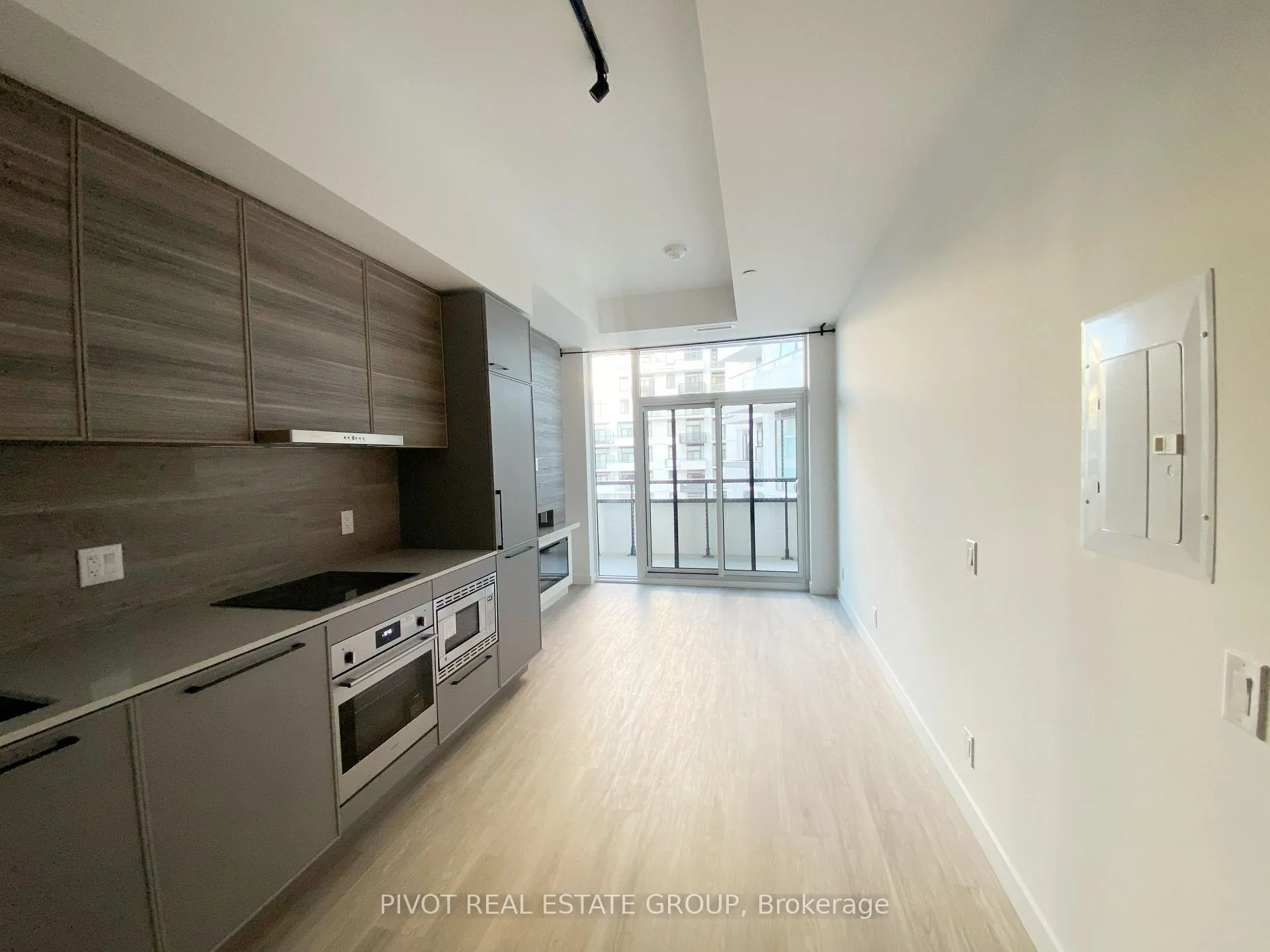Photo 1 of Unit 731, 1050 Eastern Avenue, Toronto, The Beaches — HOMEH