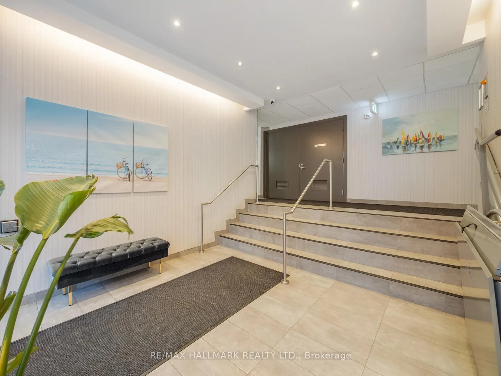 Photo 25 of Unit PH4, 580 Kingston Road, Toronto, The Beaches — HOMEH