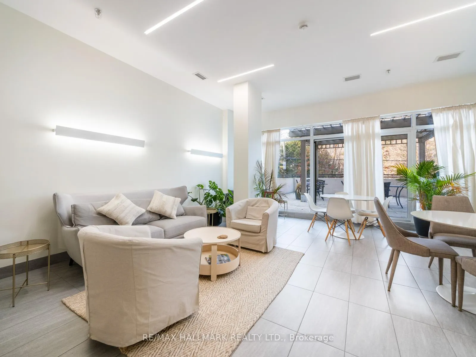 Photo 26 of Unit PH4, 580 Kingston Road, Toronto, The Beaches — HOMEH