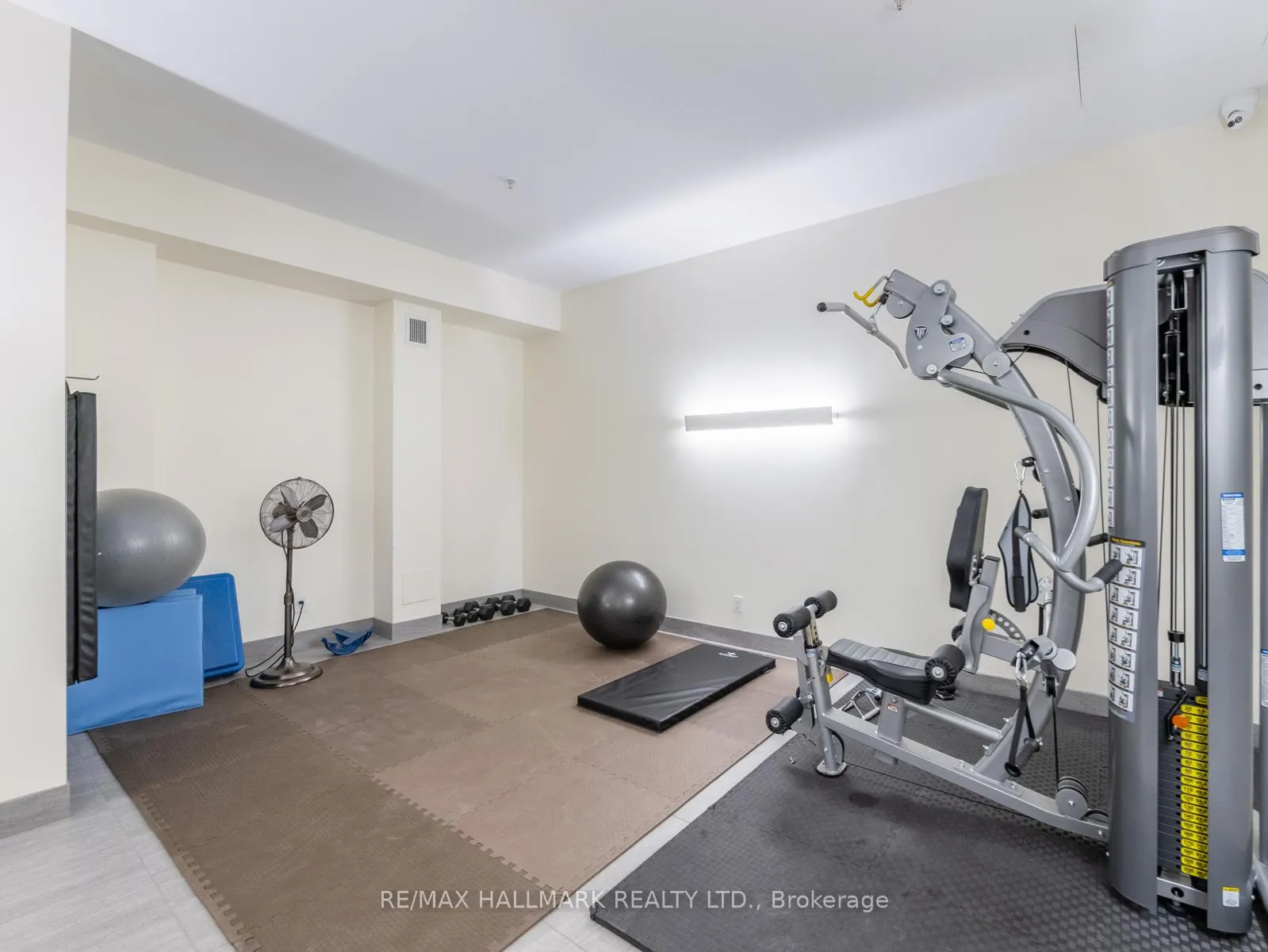 Photo 31 of Unit PH4, 580 Kingston Road, Toronto, The Beaches — HOMEH