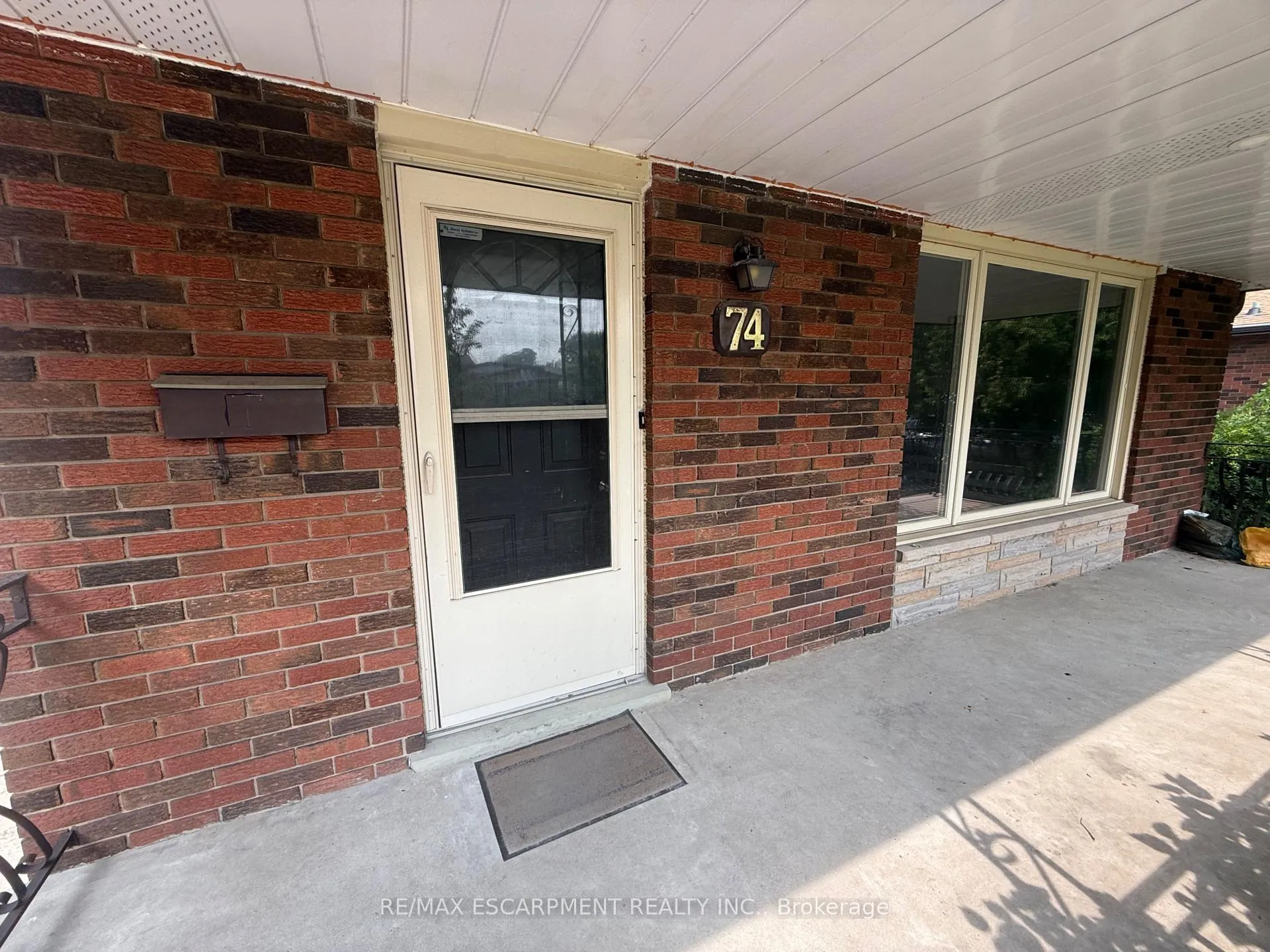 Photo 4 of 74 Bellingham Drive, Hamilton, Lawfield — HOMEH