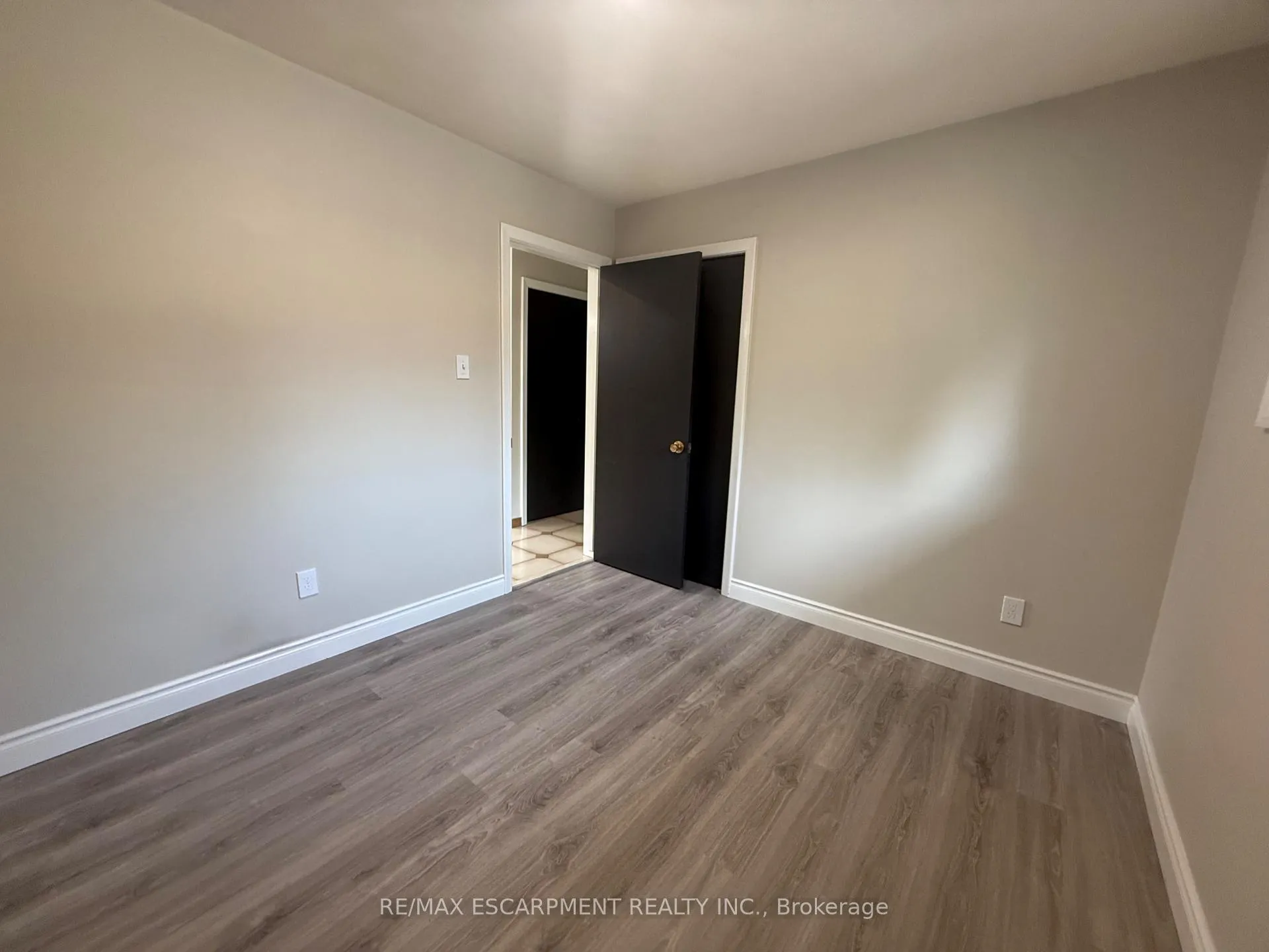 Photo 12 of 74 Bellingham Drive, Hamilton, Lawfield — HOMEH