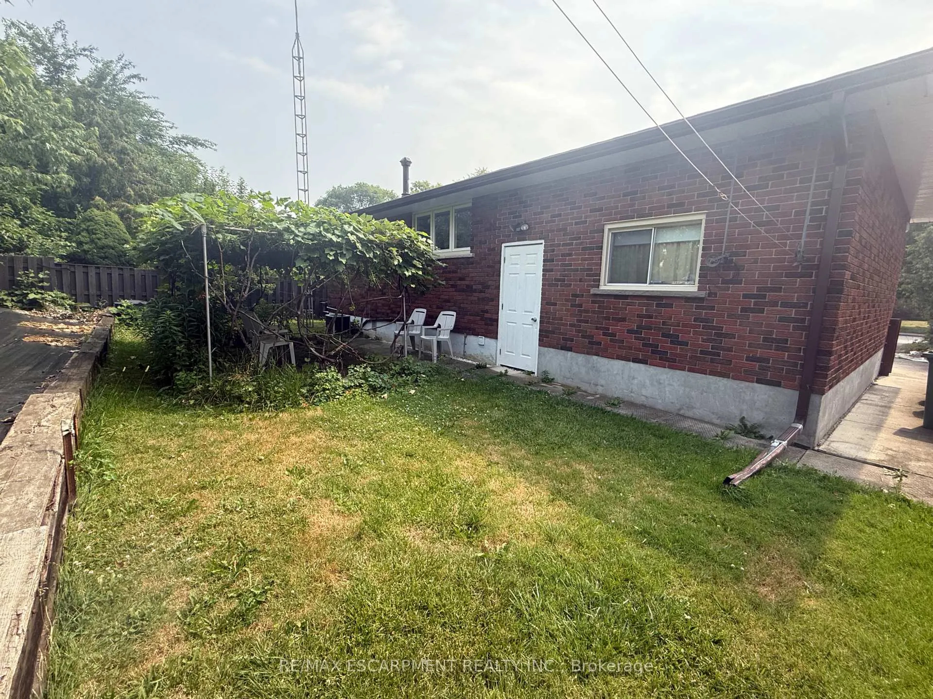 Photo 22 of 74 Bellingham Drive, Hamilton, Lawfield — HOMEH