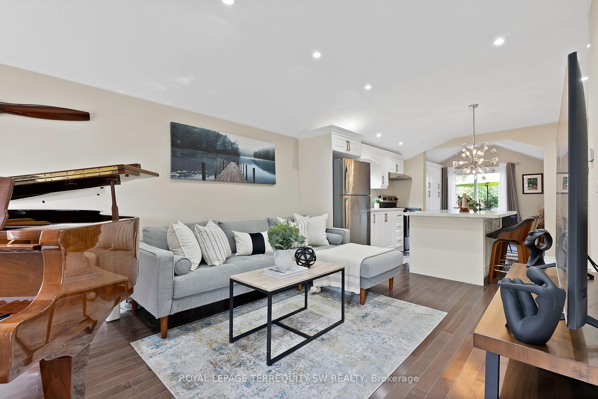 Photo 9 of 172 Spring Road, Georgina, Keswick North — HOMEH