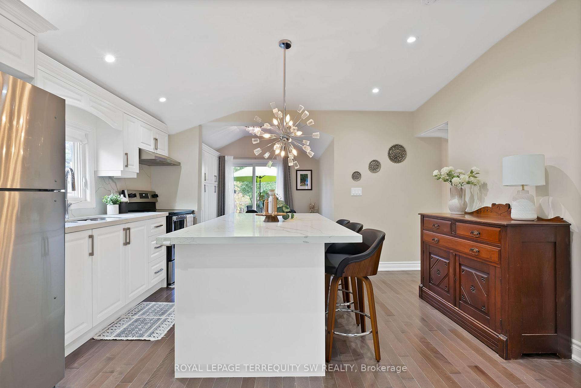 Photo 13 of 172 Spring Road, Georgina, Keswick North — HOMEH