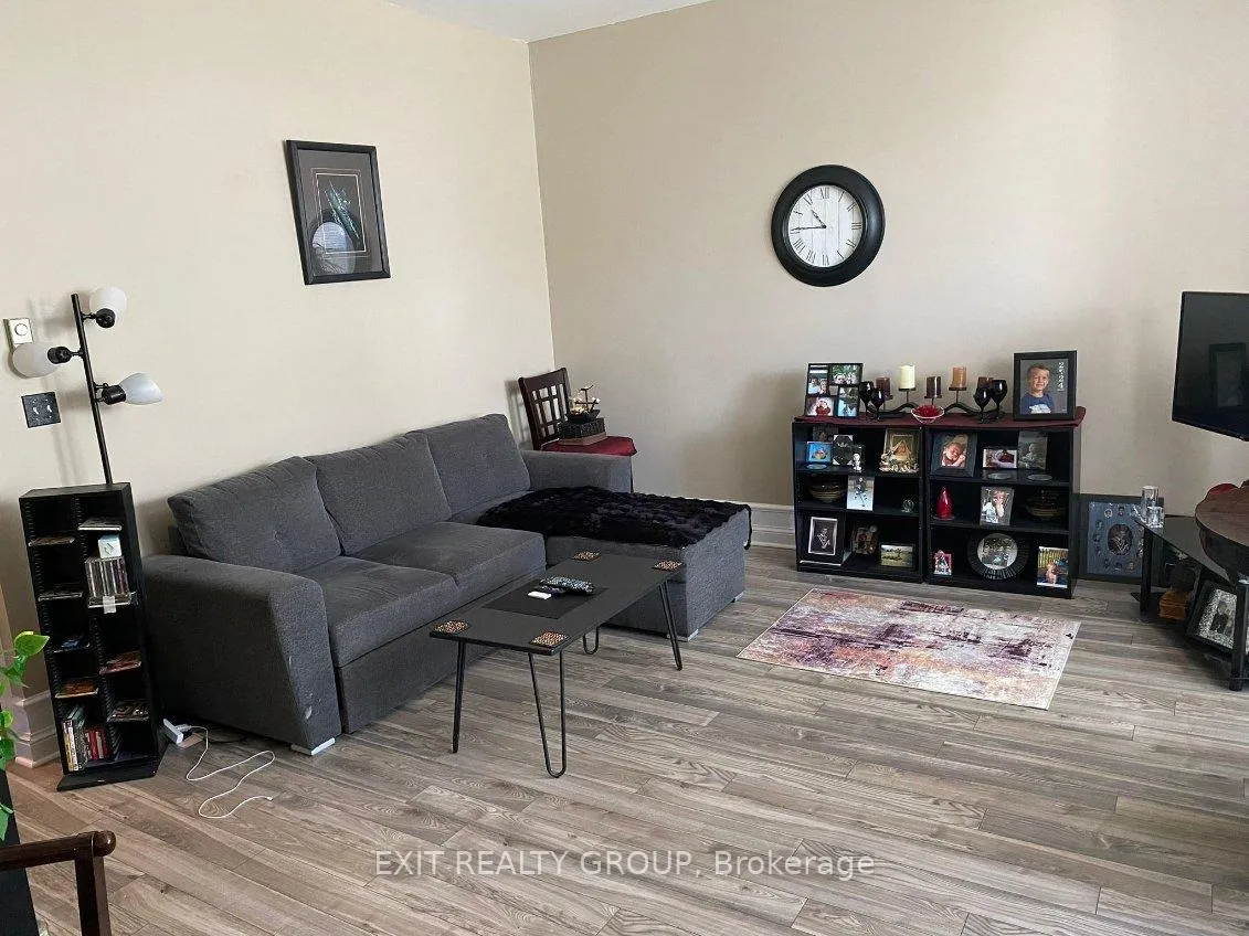 Photo 3 of Unit 103, 10 Patterson Street, Belleville, Belleville Ward — HOMEH