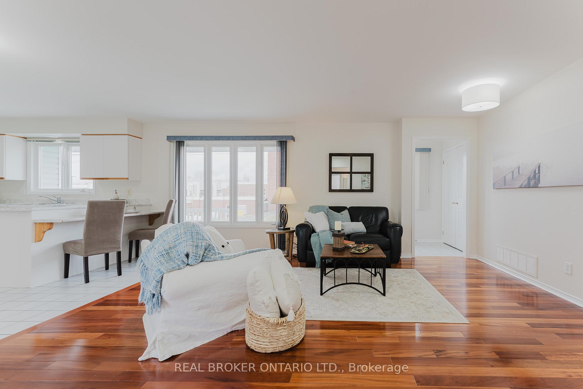 Photo 7 of 18 Neelin Street E, Carleton Place — HOMEH