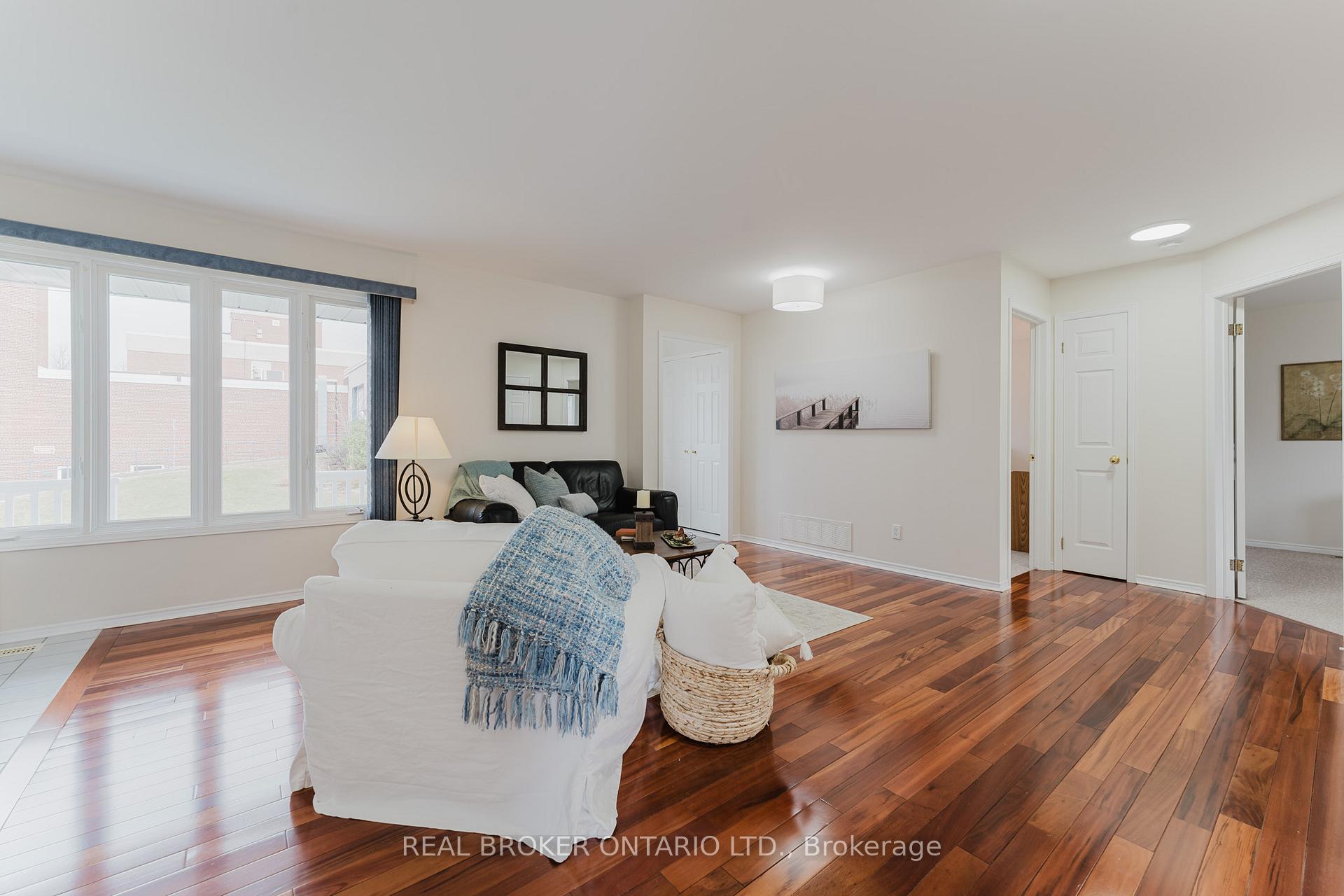 Photo 9 of 18 Neelin Street E, Carleton Place — HOMEH
