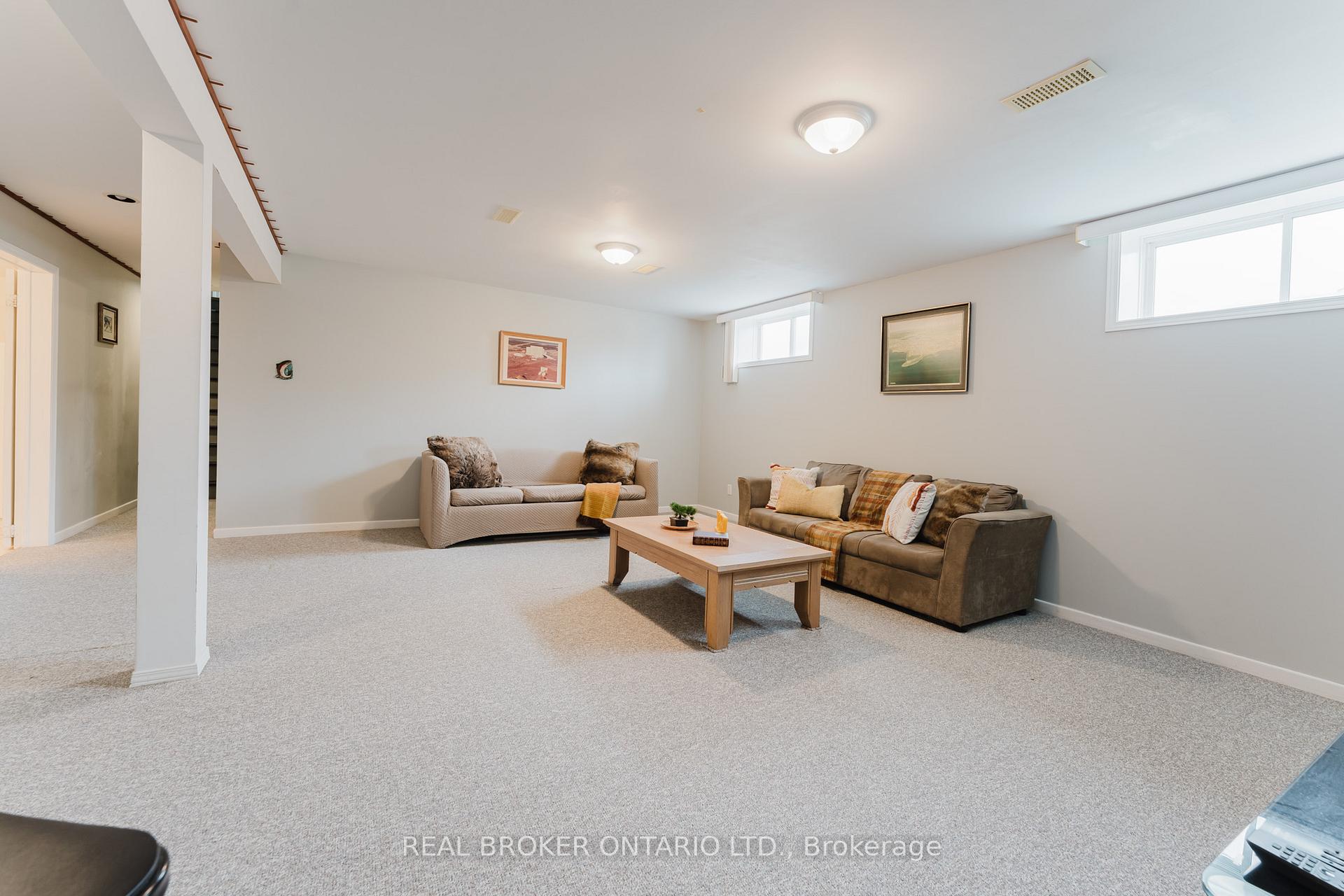 Photo 21 of 18 Neelin Street E, Carleton Place — HOMEH