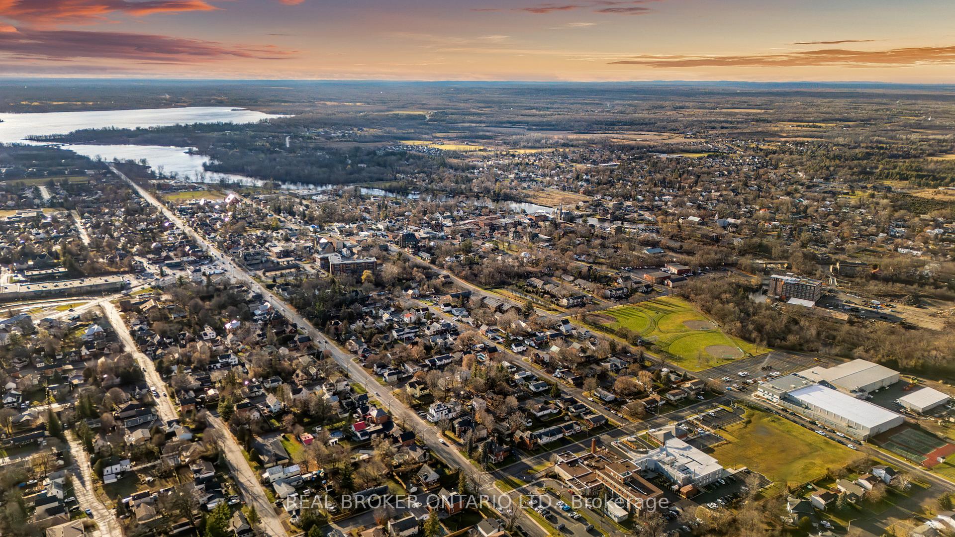 Photo 34 of 18 Neelin Street E, Carleton Place — HOMEH
