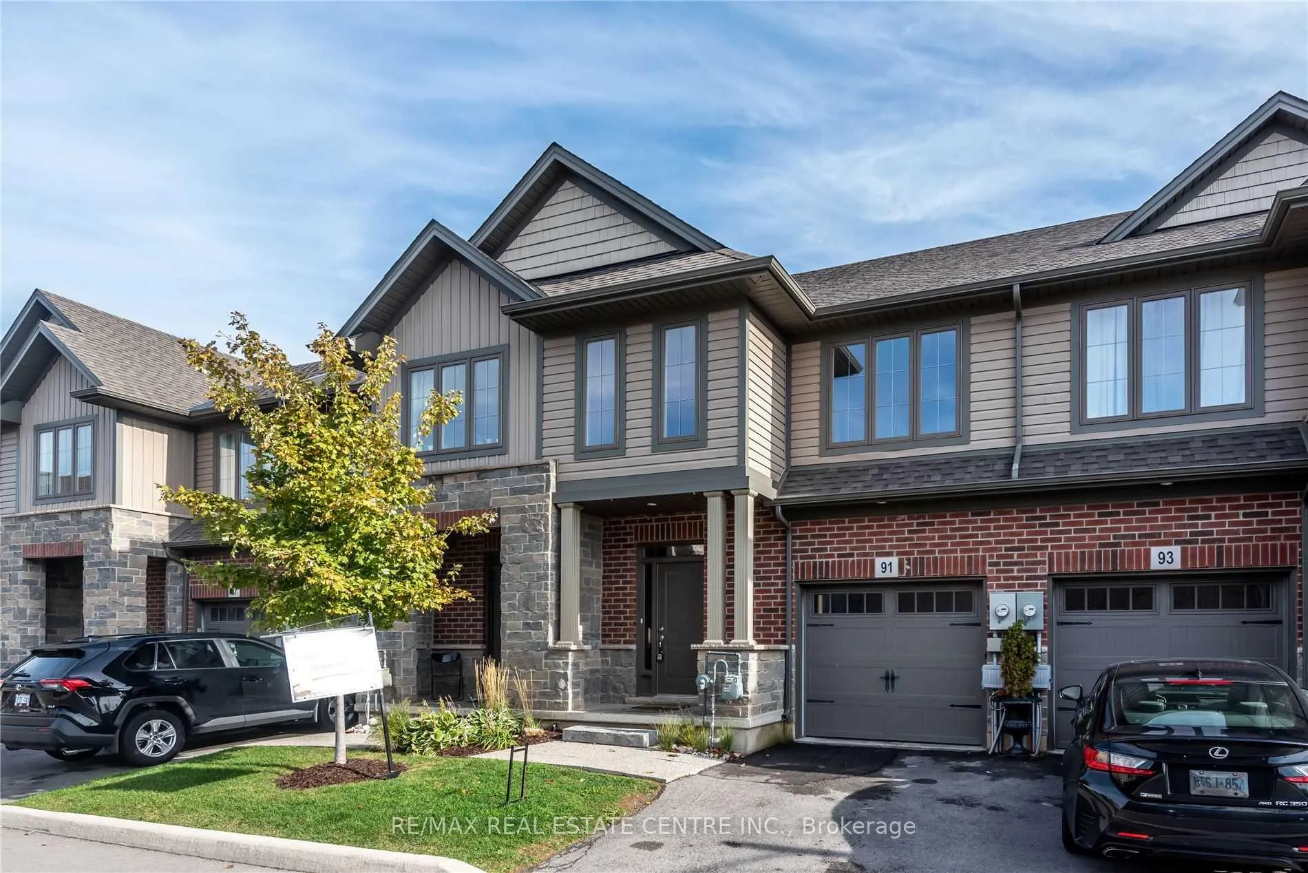 Photo 1 of 91 Southshore Crescent, Hamilton, Stoney Creek — HOMEH