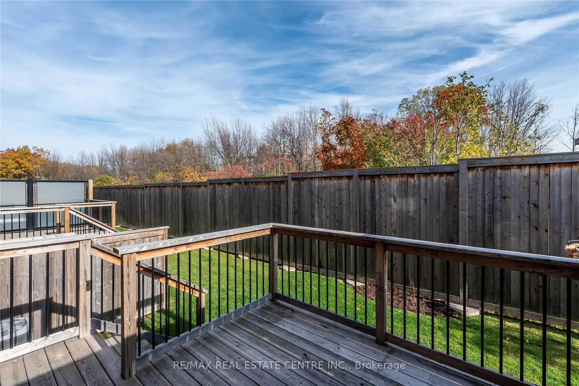 Photo 27 of 91 Southshore Crescent, Hamilton, Stoney Creek — HOMEH