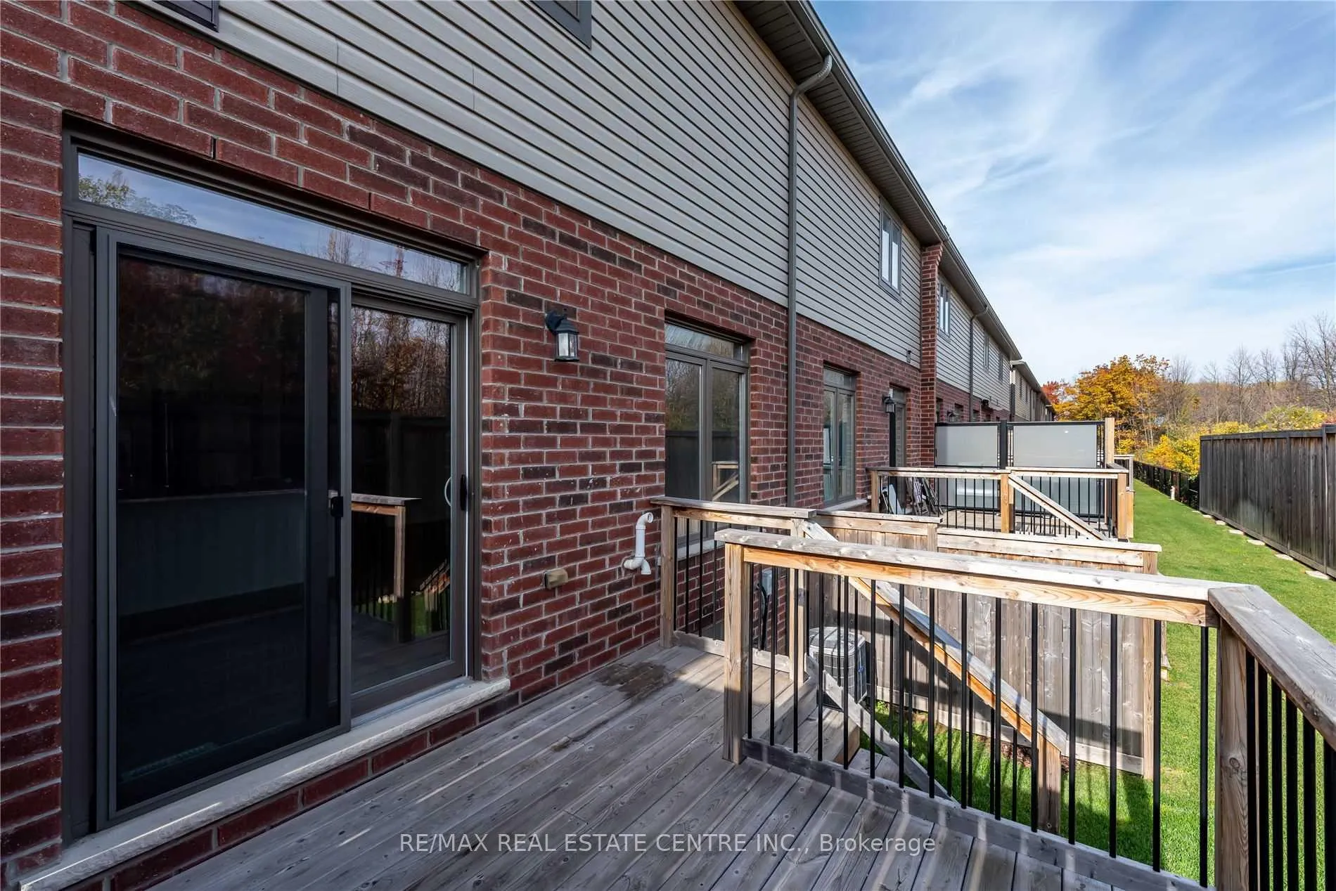 Photo 29 of 91 Southshore Crescent, Hamilton, Stoney Creek — HOMEH