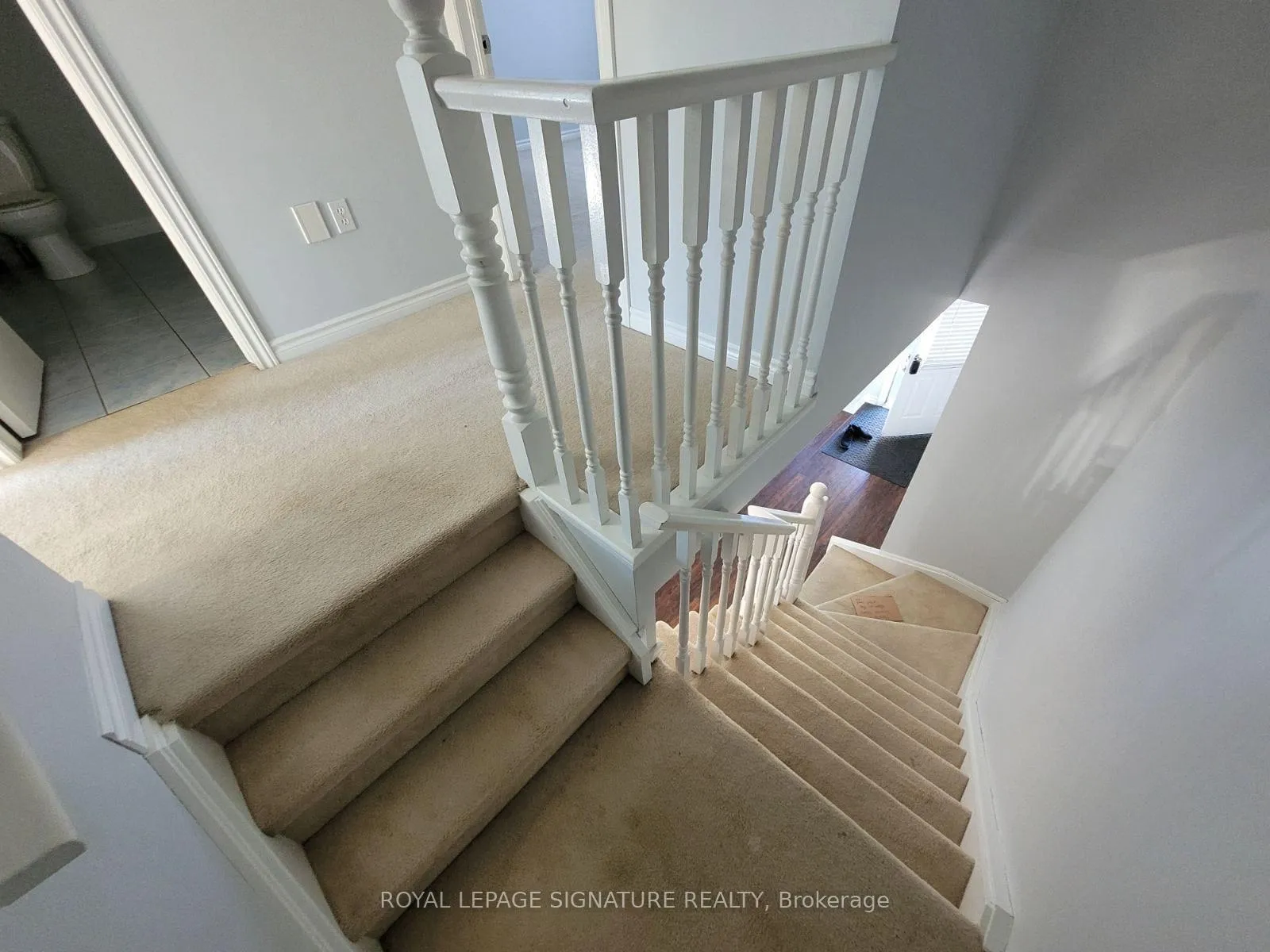 Photo 15 of Unit 16, 39 Pinewoods Drive, Hamilton, Stoney Creek Mountain — HOMEH