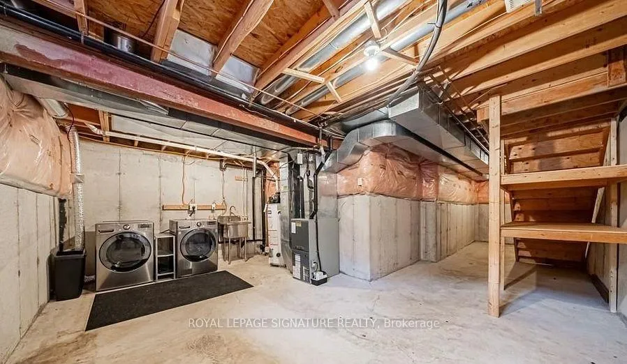 Photo 19 of Unit 16, 39 Pinewoods Drive, Hamilton, Stoney Creek Mountain — HOMEH
