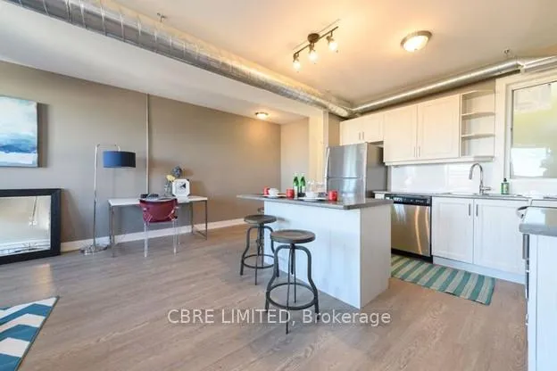 Photo 3 of Unit 1012-1, 1000 King Street, Hamilton, Stripley — HOMEH
