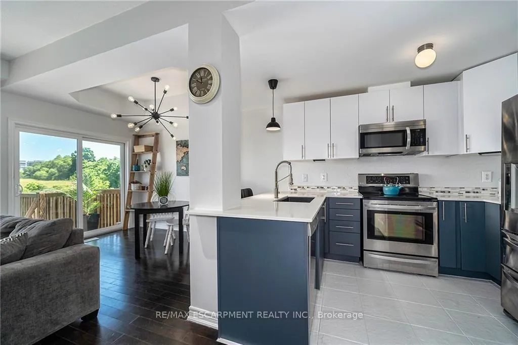 Photo 6 of 26 Madonna Drive, Hamilton, Carpenter — HOMEH