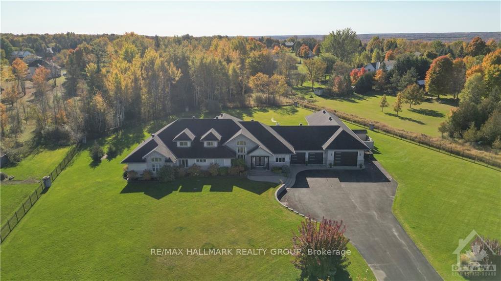 Front of 144 Kerry Hill Crescent