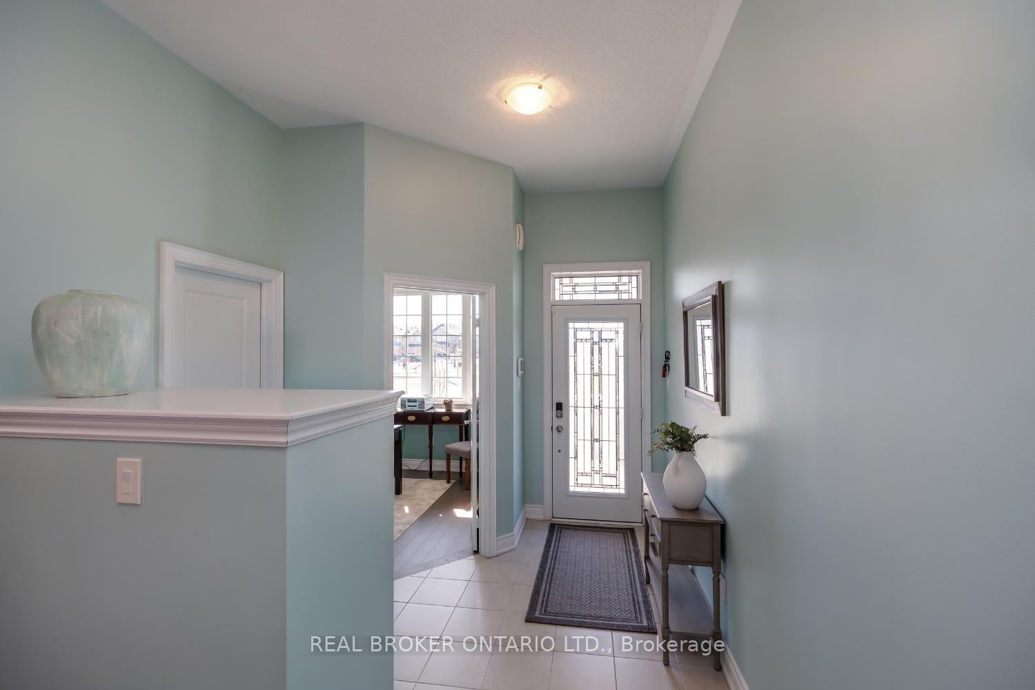 Photo 6 of 3 Melrose Drive, Cavan Monaghan, Cavan Twp — HOMEH