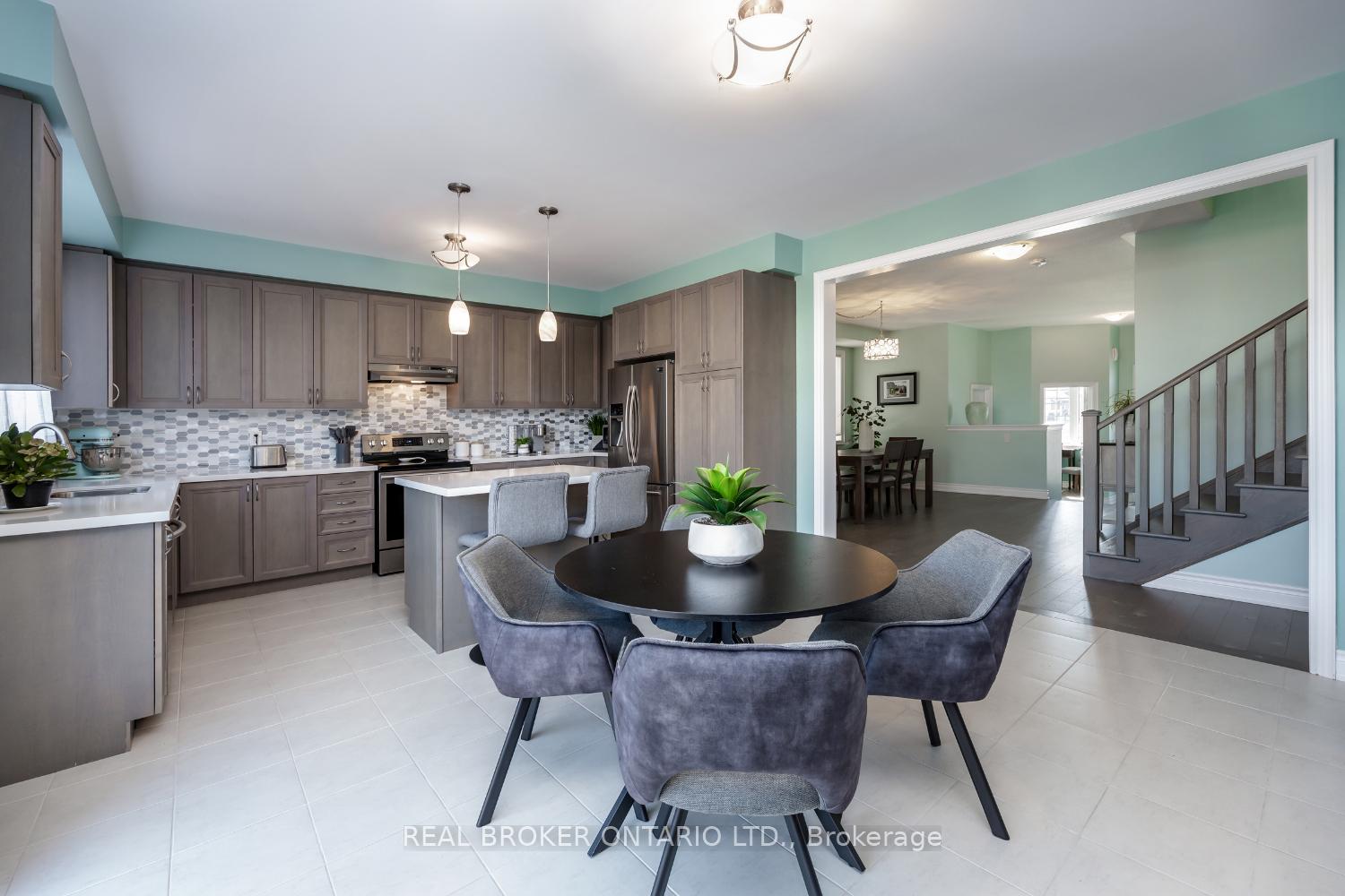 Photo 11 of 3 Melrose Drive, Cavan Monaghan, Cavan Twp — HOMEH