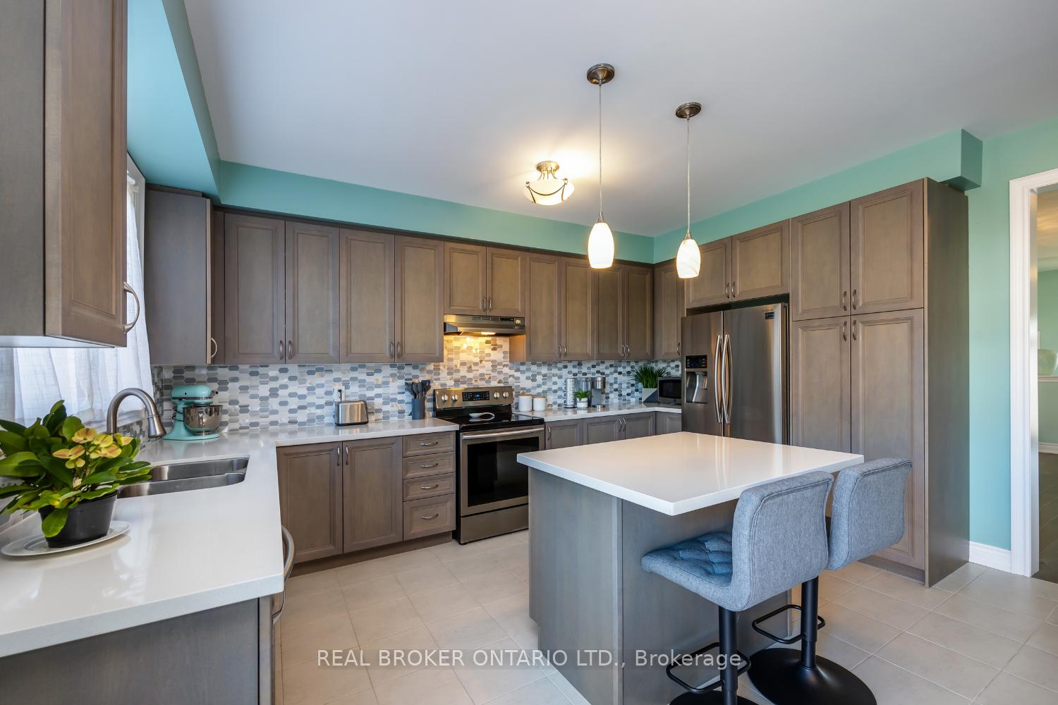 Photo 14 of 3 Melrose Drive, Cavan Monaghan, Cavan Twp — HOMEH