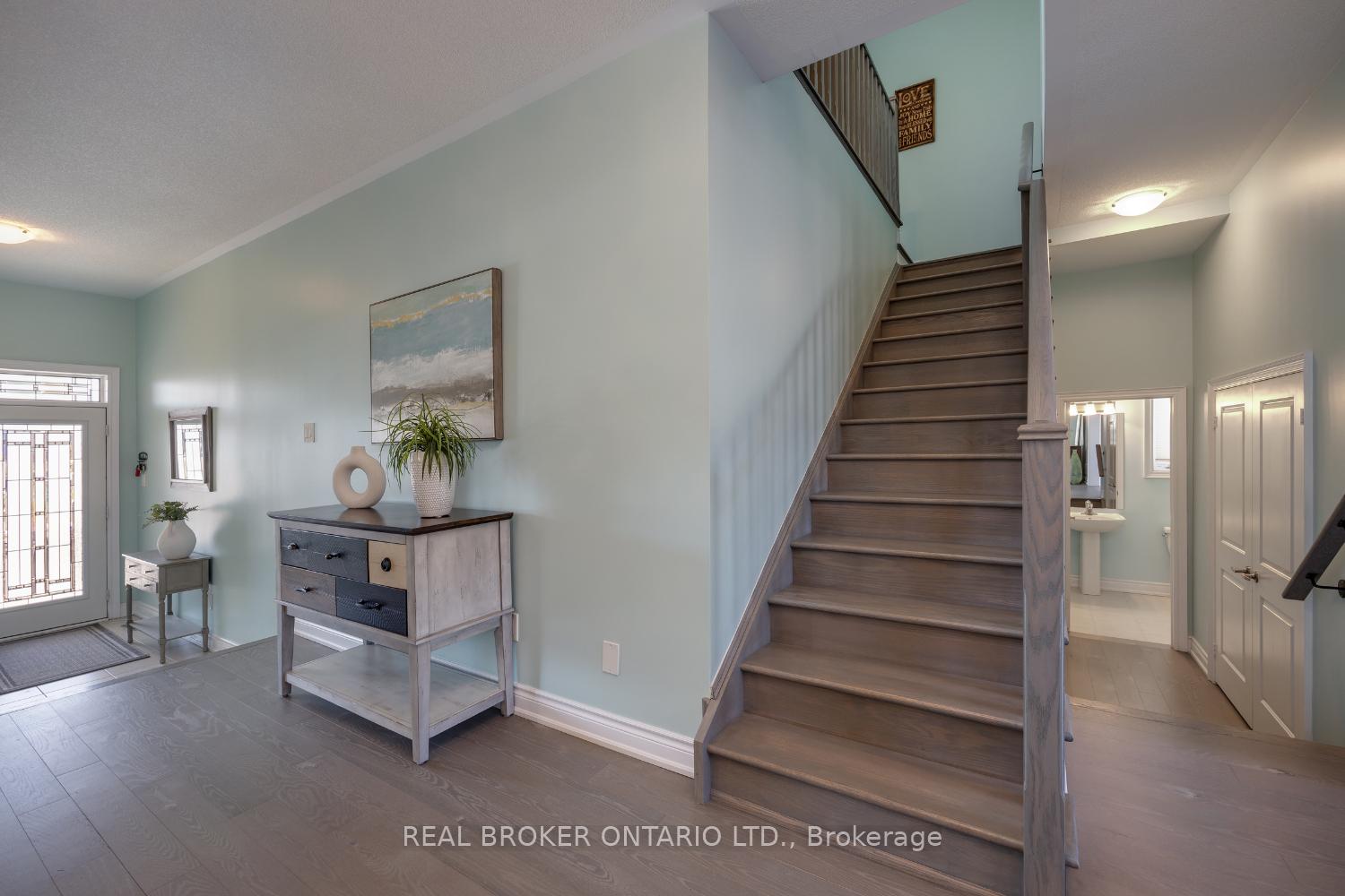 Photo 17 of 3 Melrose Drive, Cavan Monaghan, Cavan Twp — HOMEH
