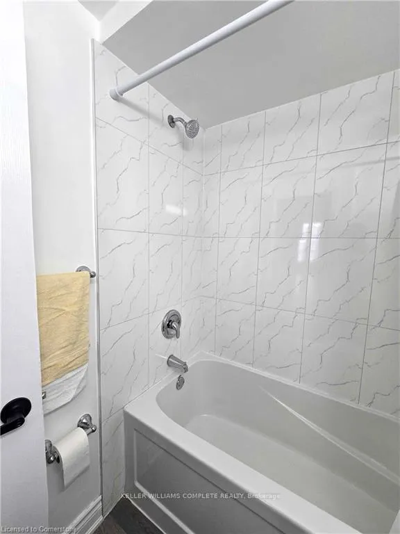 Photo 7 of Unit 2, 300 Balmoral Avenue, Hamilton, Crown Point — HOMEH
