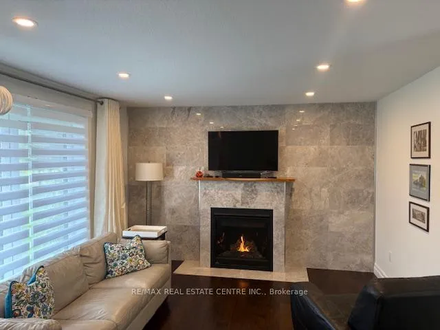 Photo 2 of 431 Second (Upper) Road E, Hamilton, Rural Stoney Creek — HOMEH
